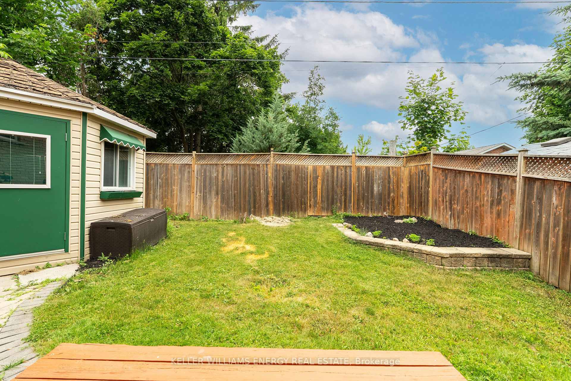 Photo 27 of 760 Hemlock Street, Peterborough, Northcrest Ward 5 — HOMEH