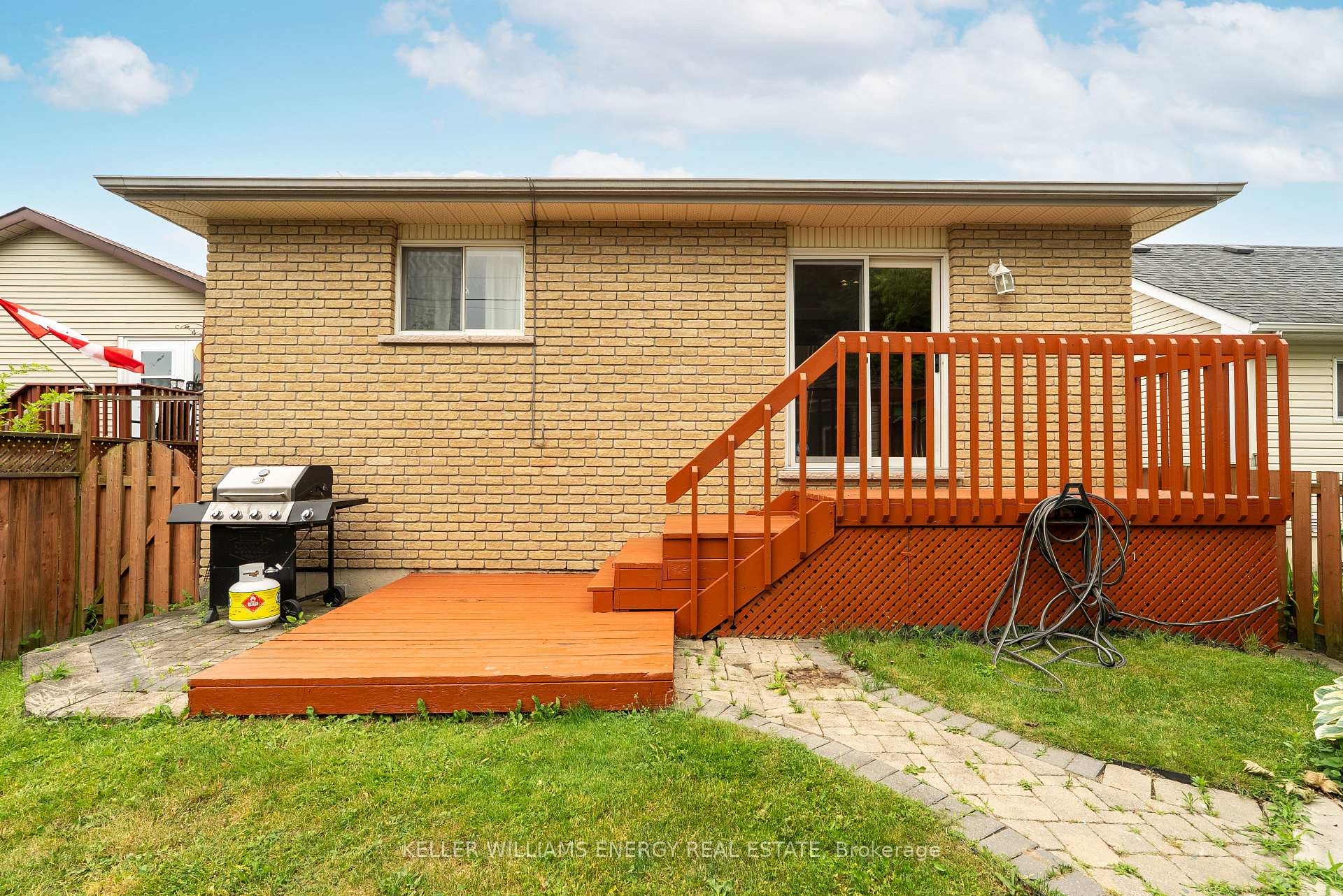 Photo 28 of 760 Hemlock Street, Peterborough, Northcrest Ward 5 — HOMEH
