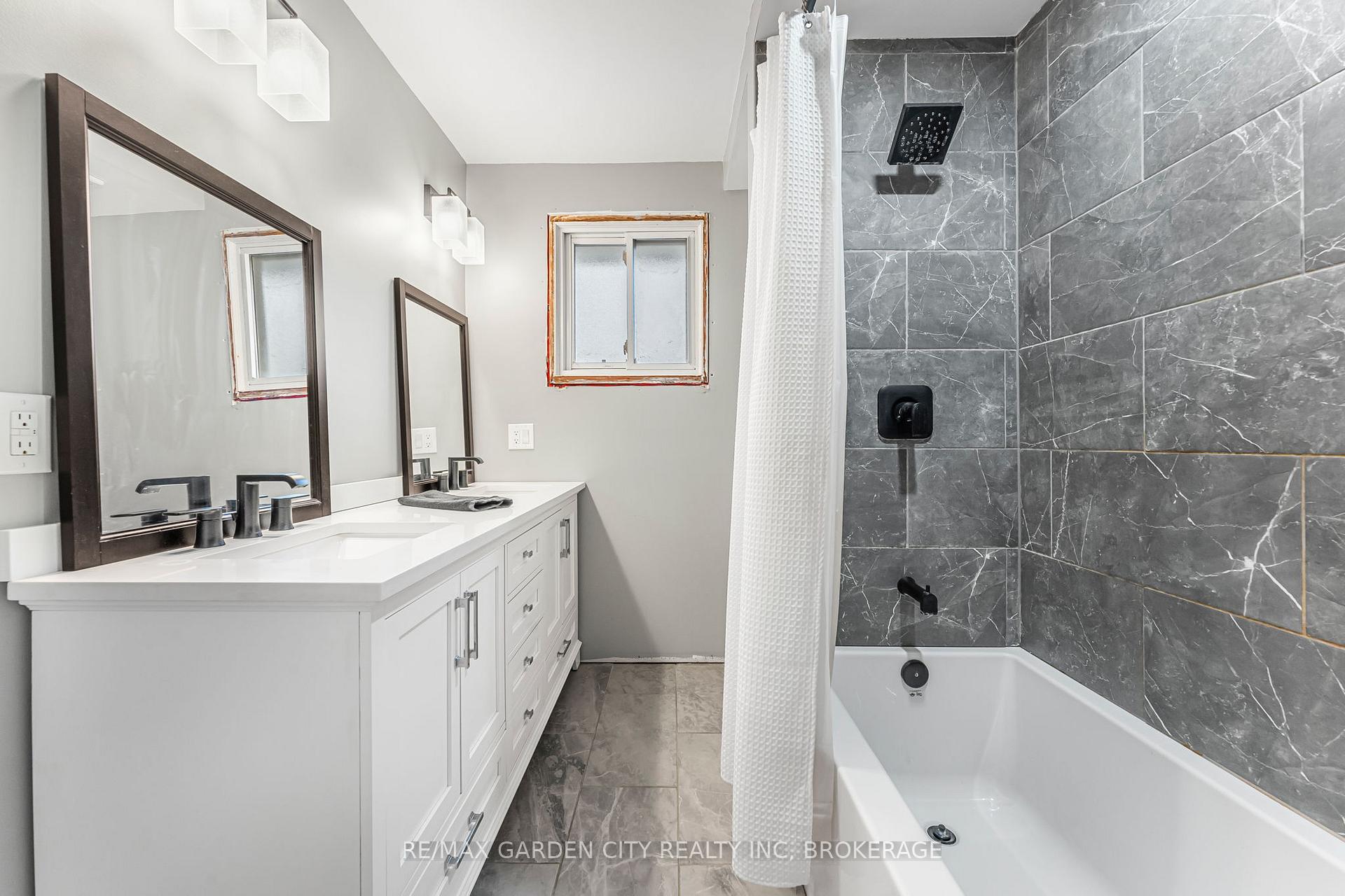Photo 15 of 674 Clare Avenue, Welland, N. Welland — HOMEH