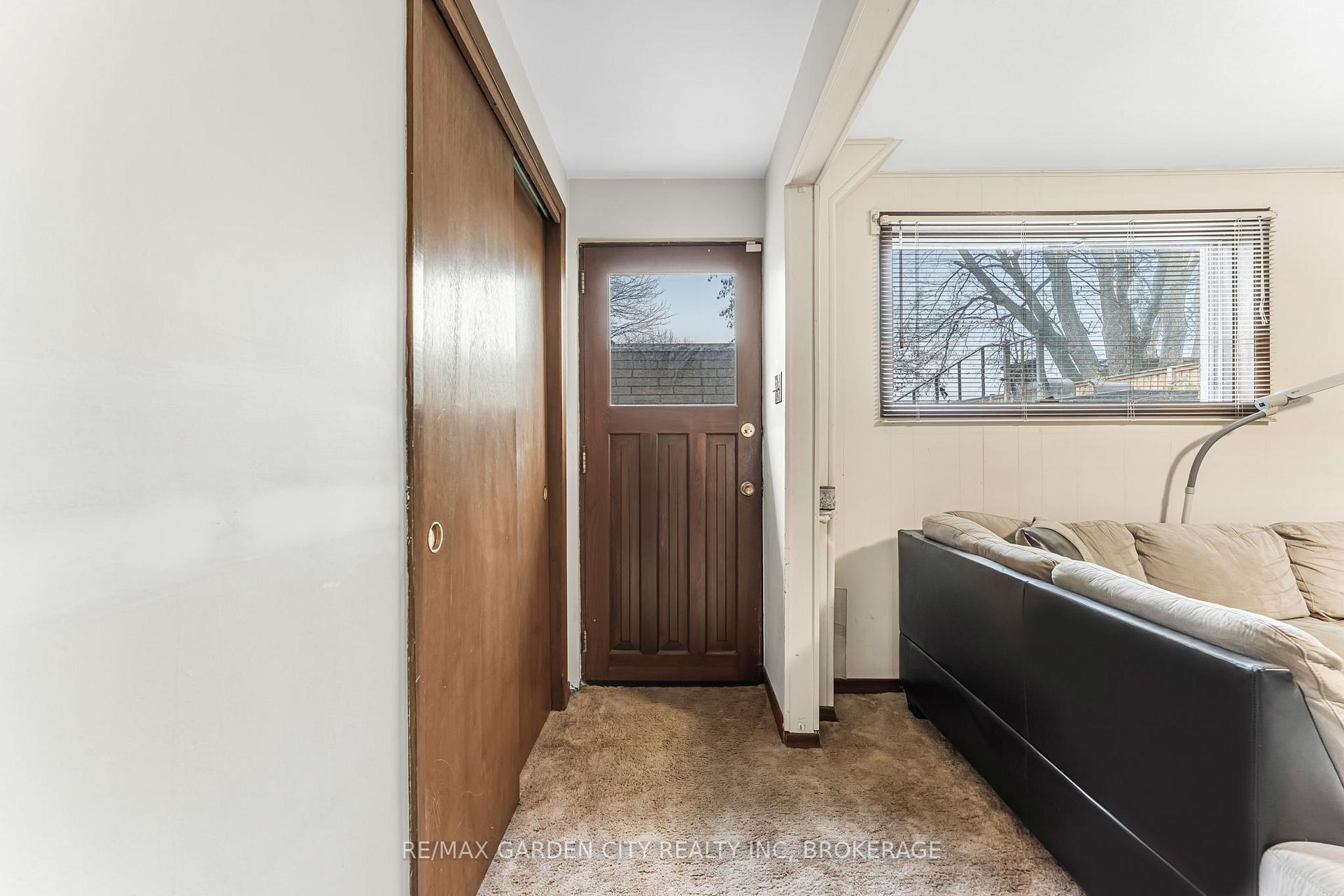 Photo 25 of 674 Clare Avenue, Welland, N. Welland — HOMEH