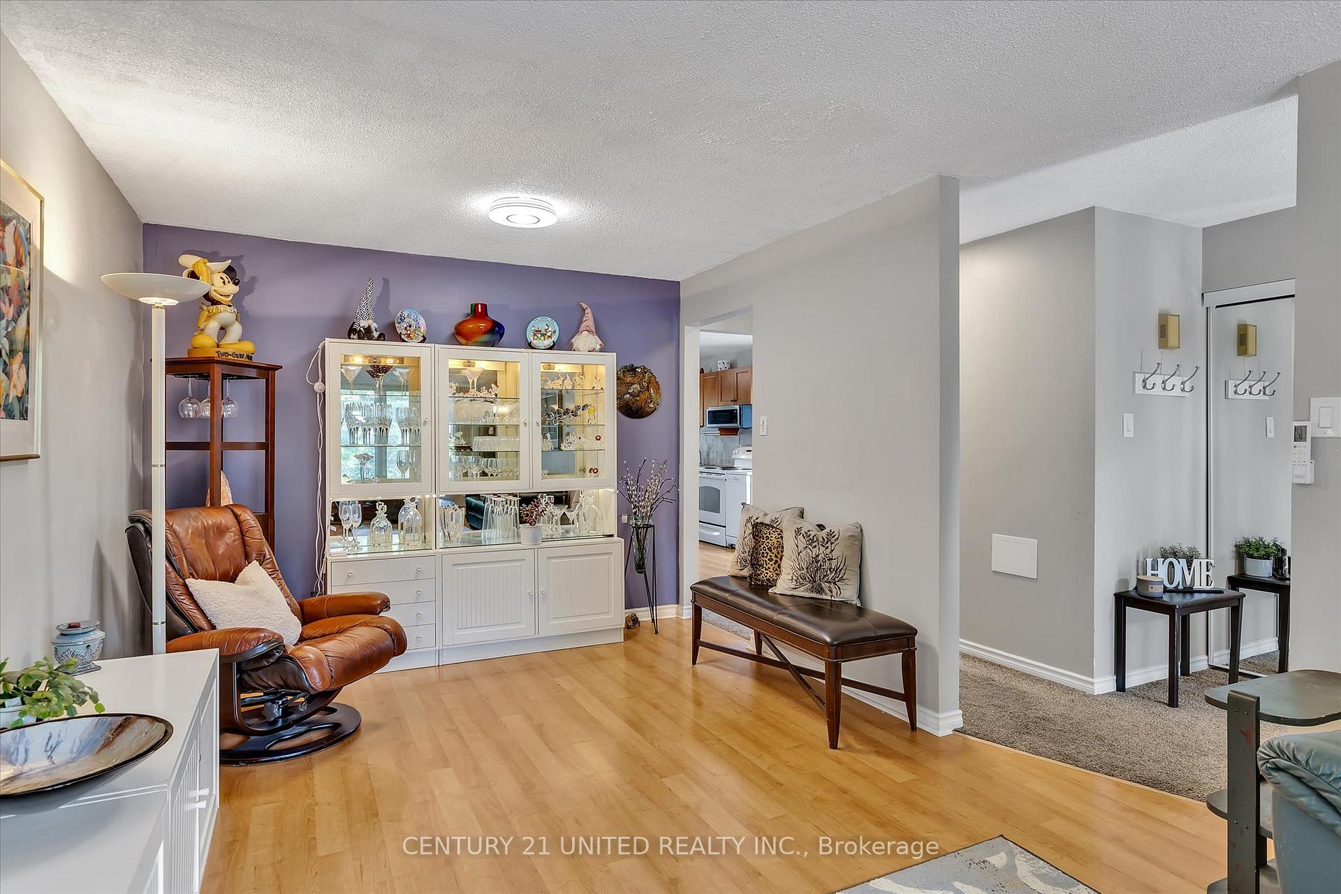Photo 8 of 541 Crystal Drive, Peterborough, Ashburnham Ward 4 — HOMEH