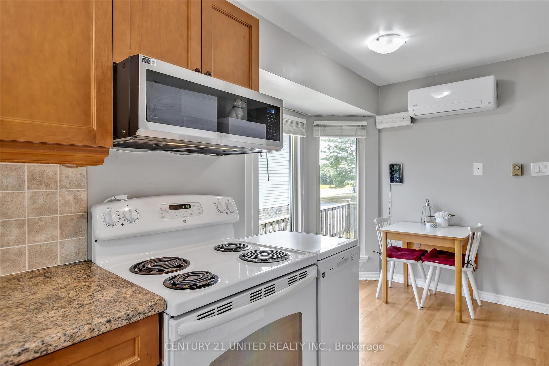 Photo 14 of 541 Crystal Drive, Peterborough, Ashburnham Ward 4 — HOMEH