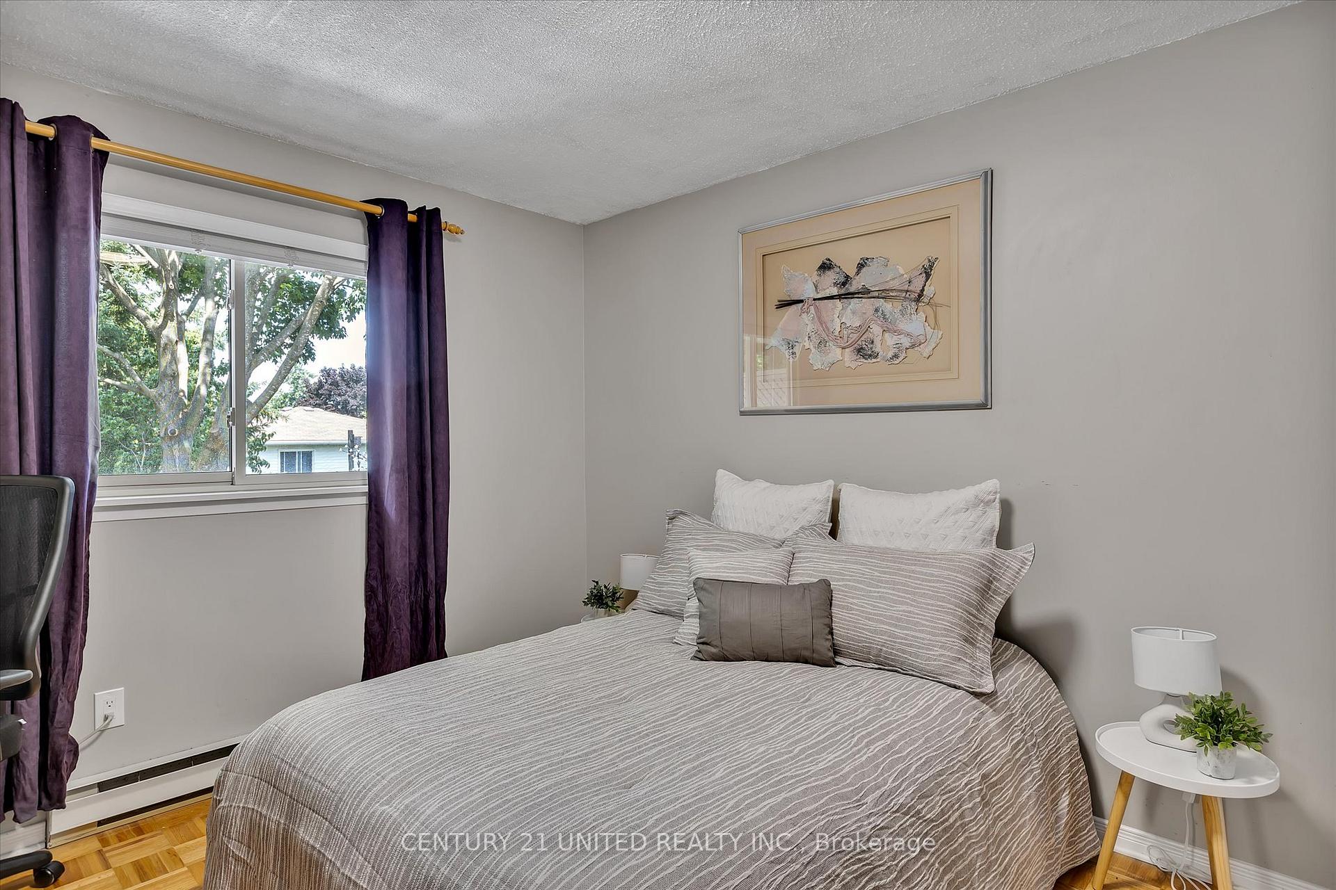 Photo 16 of 541 Crystal Drive, Peterborough, Ashburnham Ward 4 — HOMEH