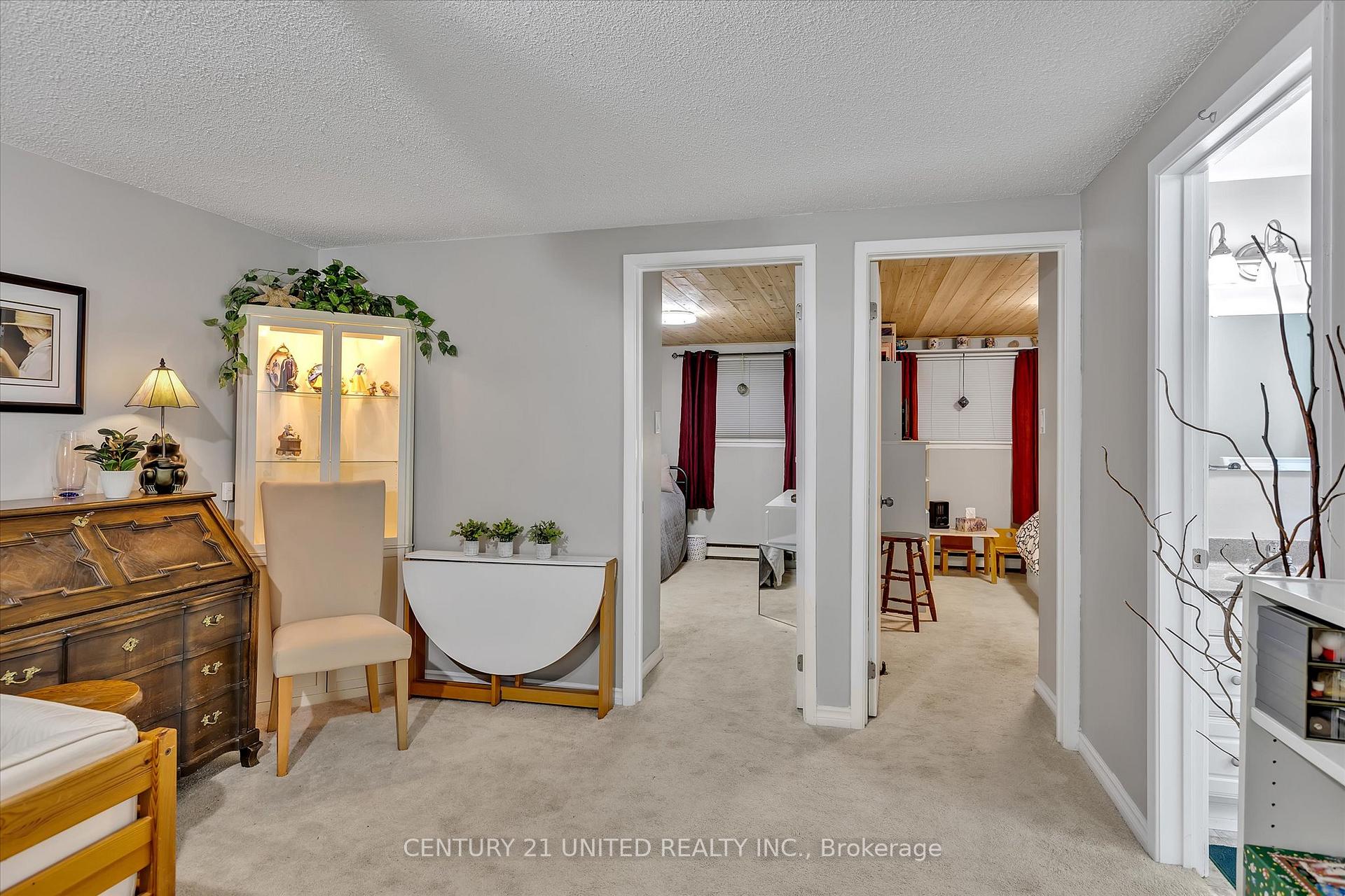 Photo 23 of 541 Crystal Drive, Peterborough, Ashburnham Ward 4 — HOMEH