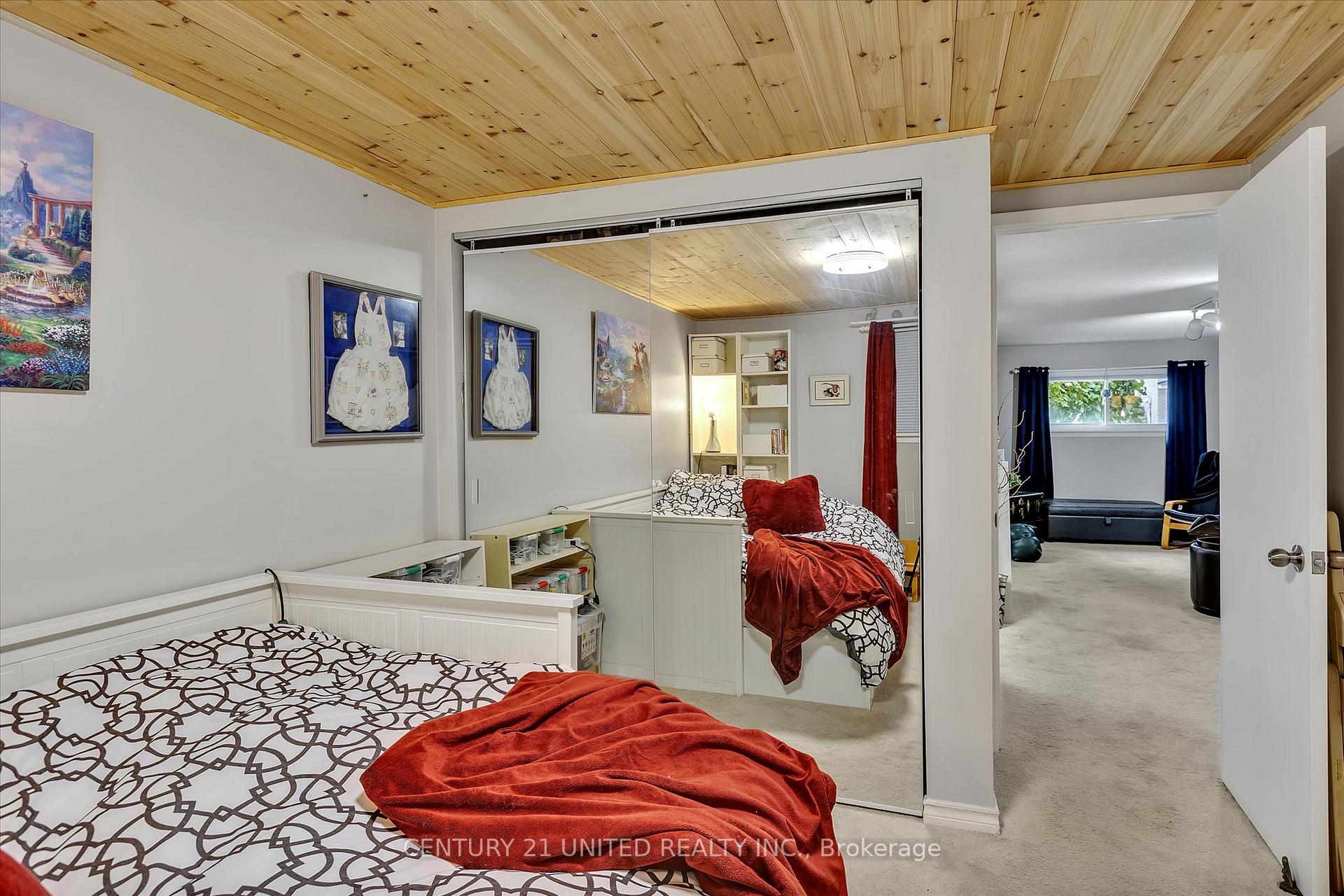Photo 25 of 541 Crystal Drive, Peterborough, Ashburnham Ward 4 — HOMEH