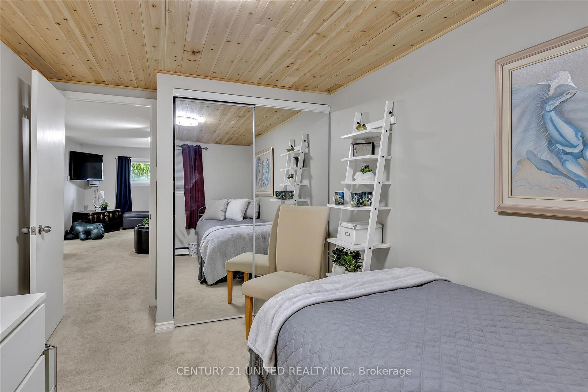 Photo 28 of 541 Crystal Drive, Peterborough, Ashburnham Ward 4 — HOMEH