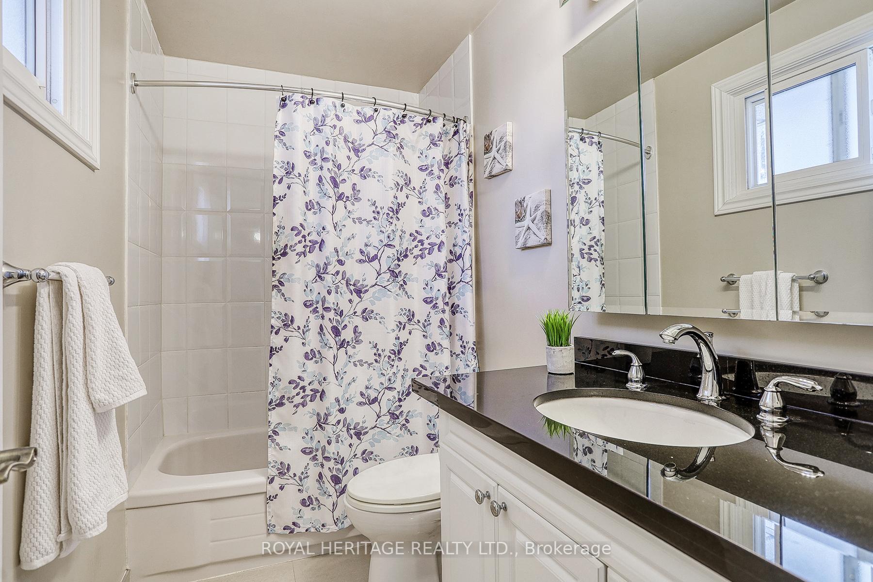 Photo 15 of 77 Springdale Crescent, Oshawa, Donevan — HOMEH