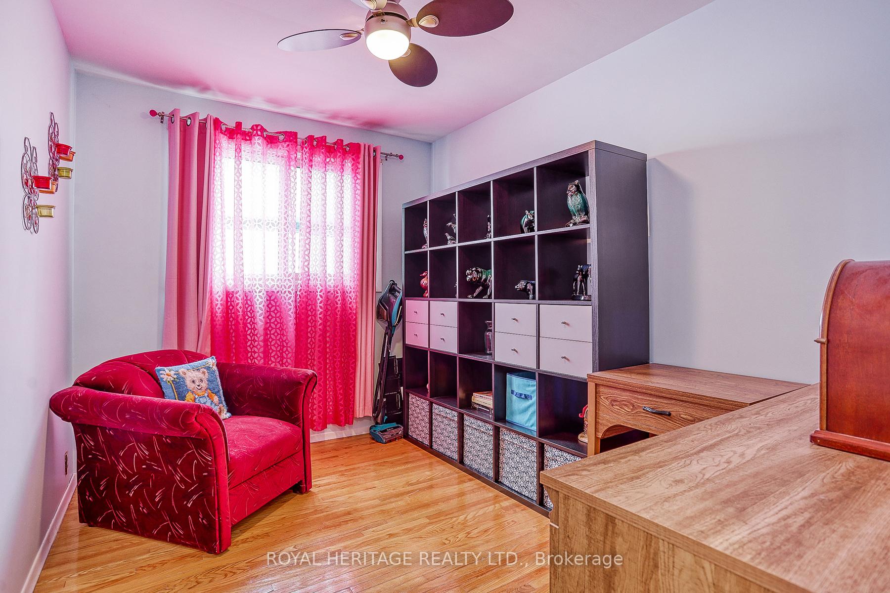 Photo 17 of 77 Springdale Crescent, Oshawa, Donevan — HOMEH