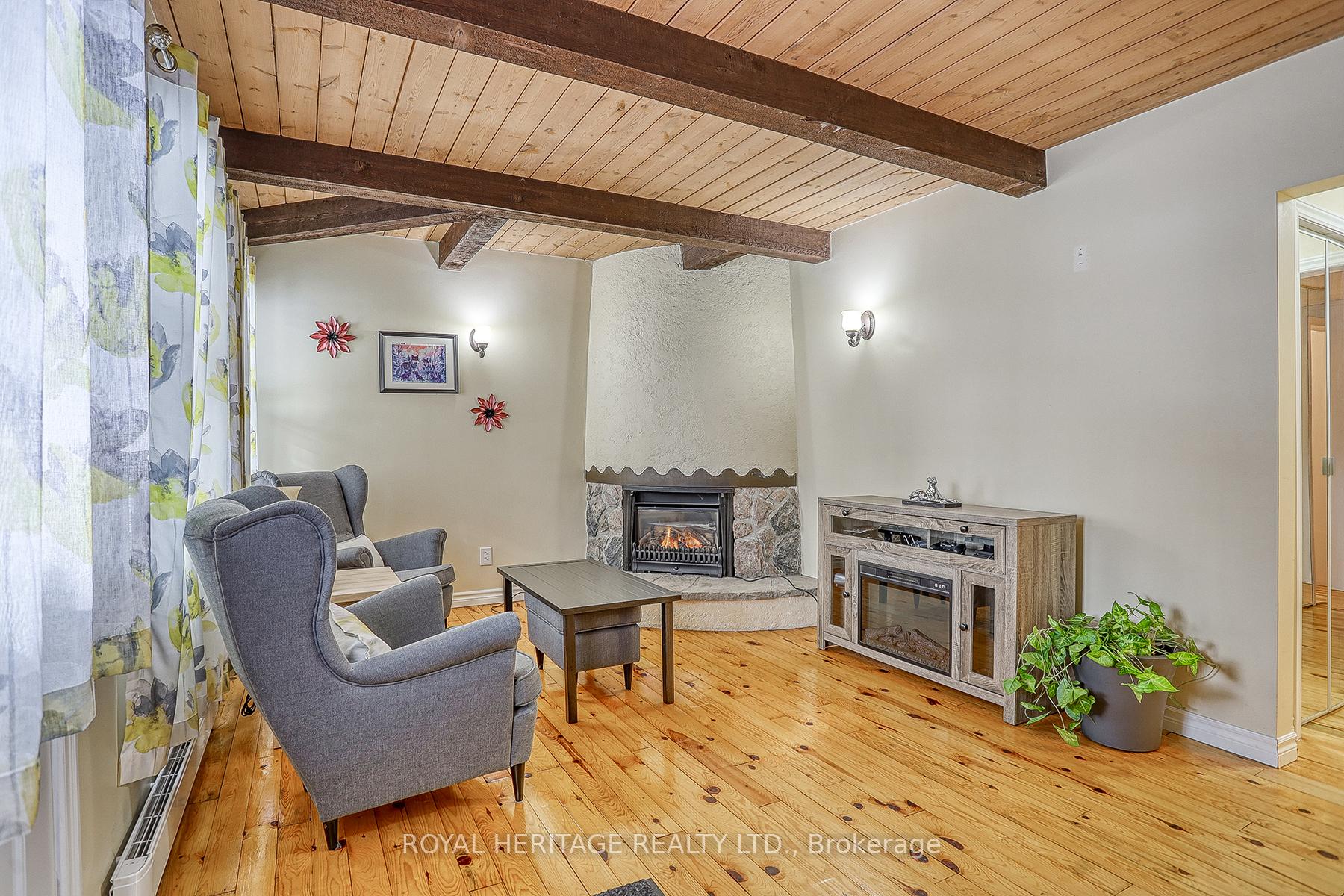 Photo 18 of 77 Springdale Crescent, Oshawa, Donevan — HOMEH