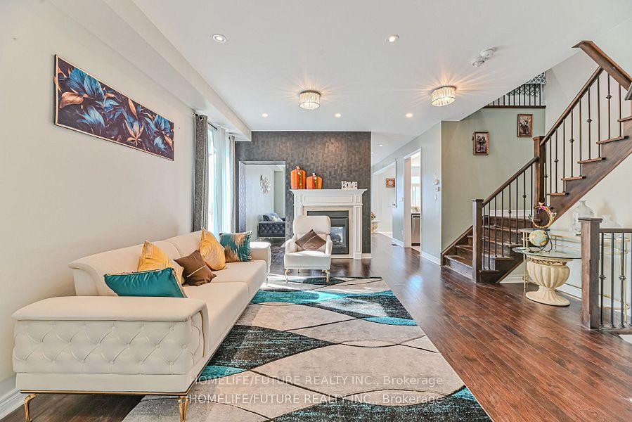 Photo 8 of 153 Braebrook Drive, Whitby, Rolling Acres — HOMEH