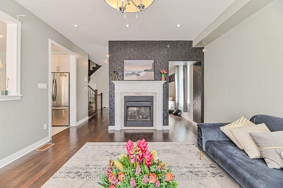 Photo 11 of 153 Braebrook Drive, Whitby, Rolling Acres — HOMEH