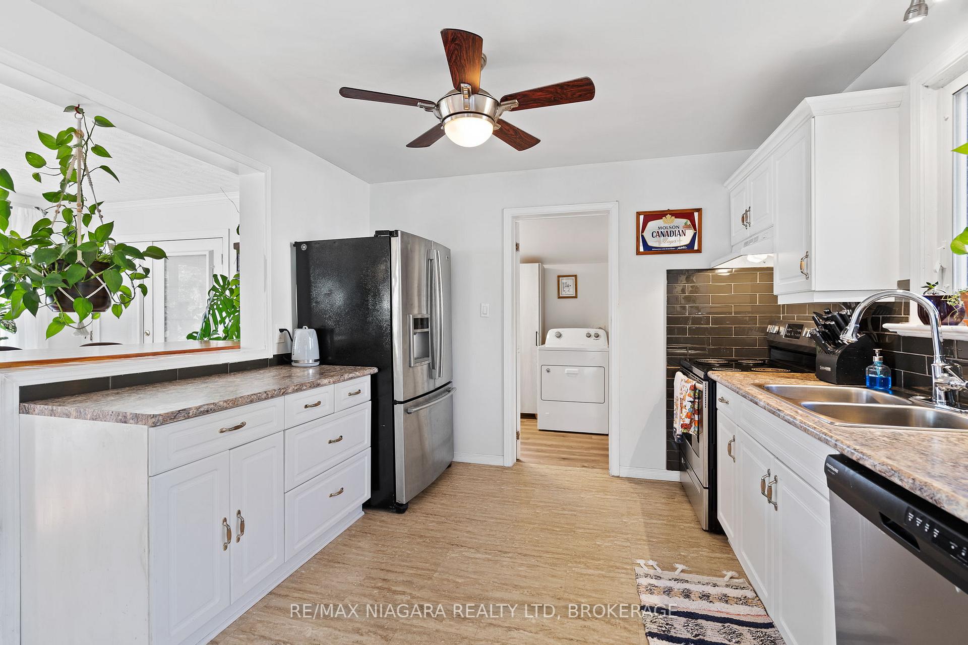 Photo 5 of 70 Beatrice Street, Welland, Lincoln/Crowland — HOMEH