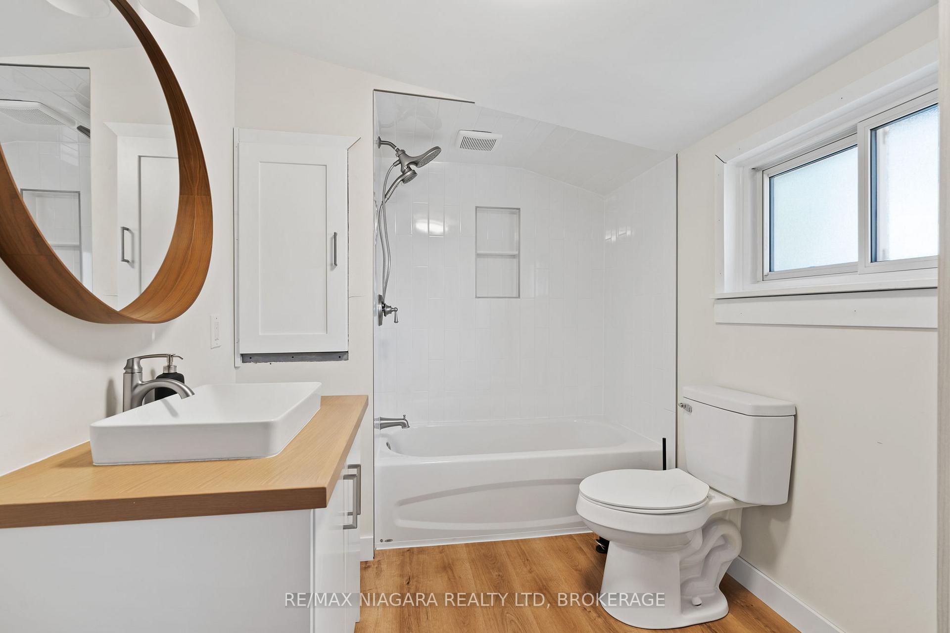 Photo 15 of 70 Beatrice Street, Welland, Lincoln/Crowland — HOMEH