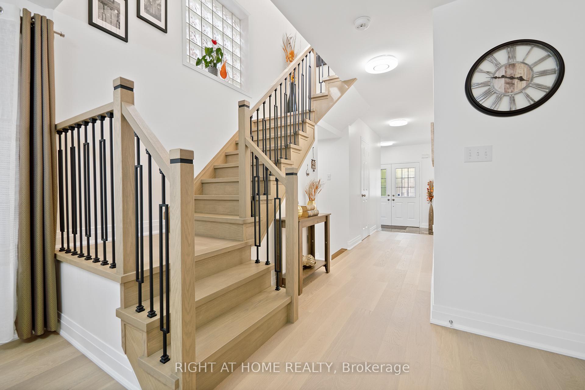Photo 7 of 29 Neuchatel Avenue, Vaughan, Vellore Village — HOMEH