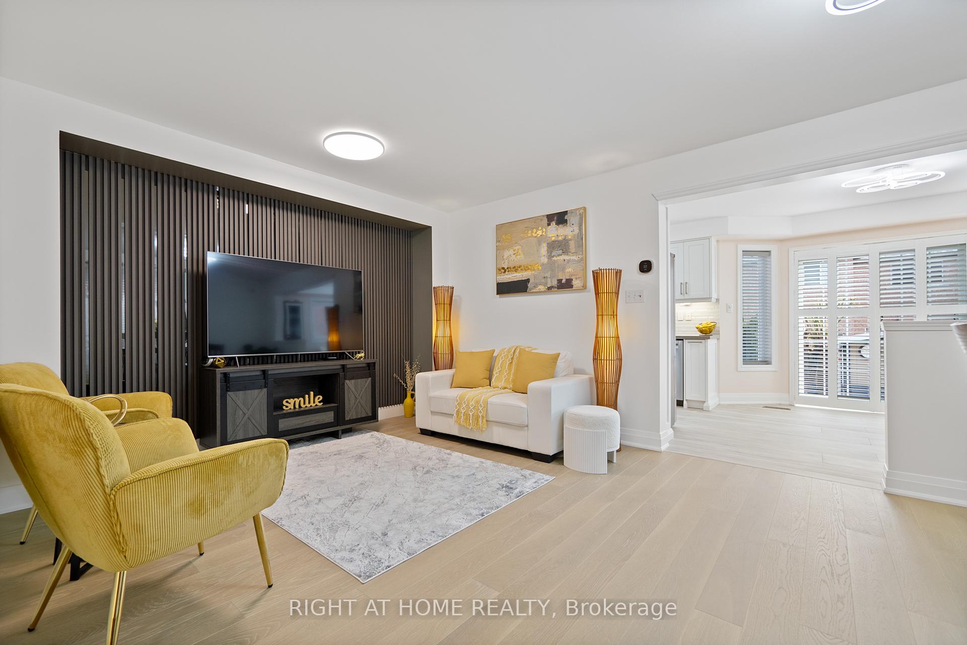 Photo 14 of 29 Neuchatel Avenue, Vaughan, Vellore Village — HOMEH