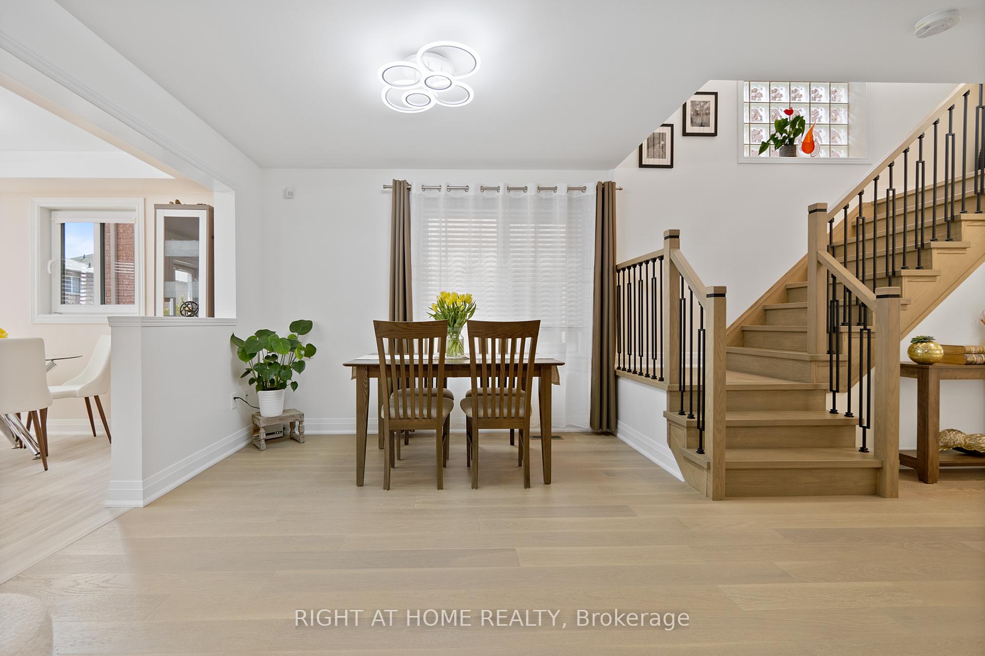 Photo 15 of 29 Neuchatel Avenue, Vaughan, Vellore Village — HOMEH