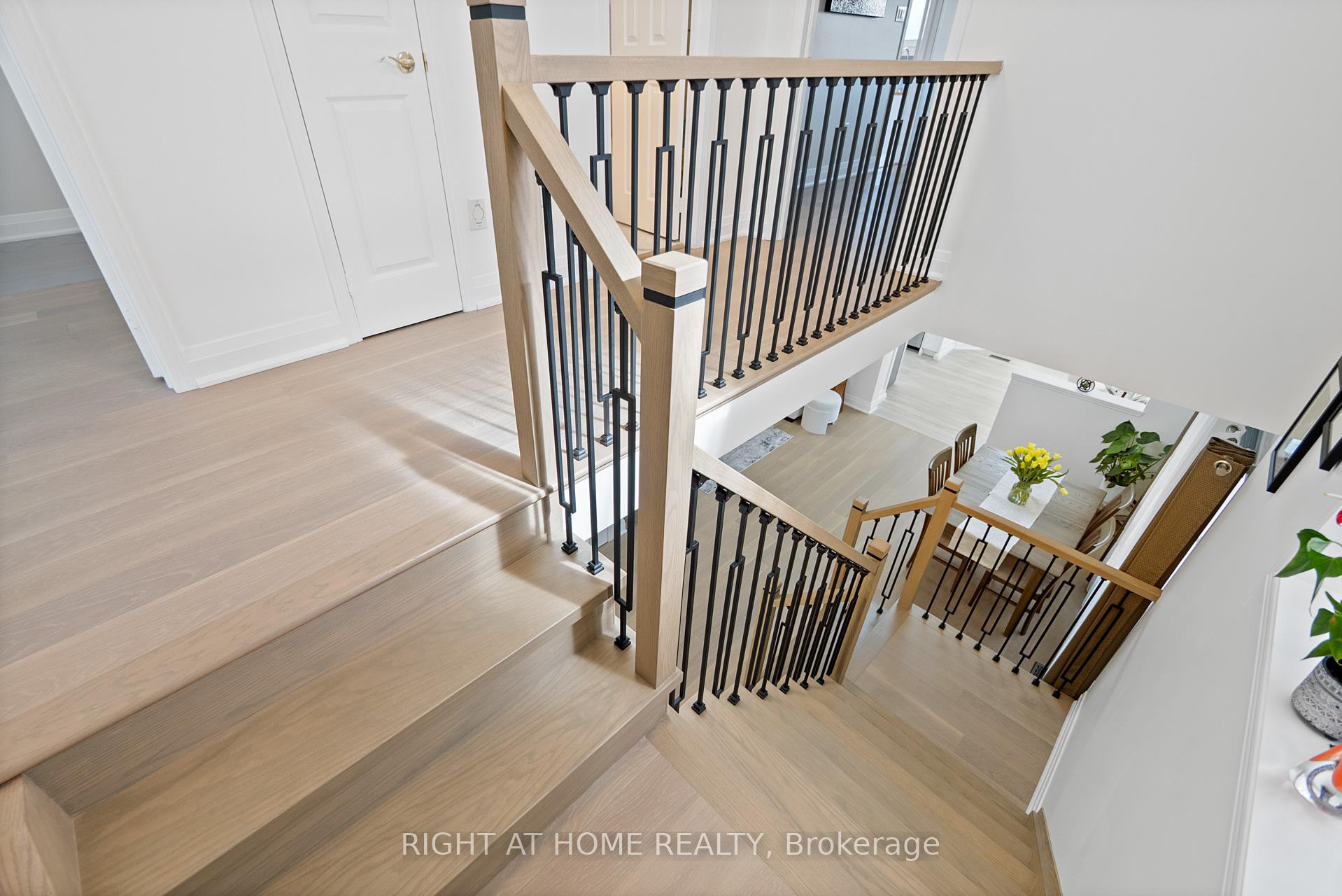 Photo 18 of 29 Neuchatel Avenue, Vaughan, Vellore Village — HOMEH