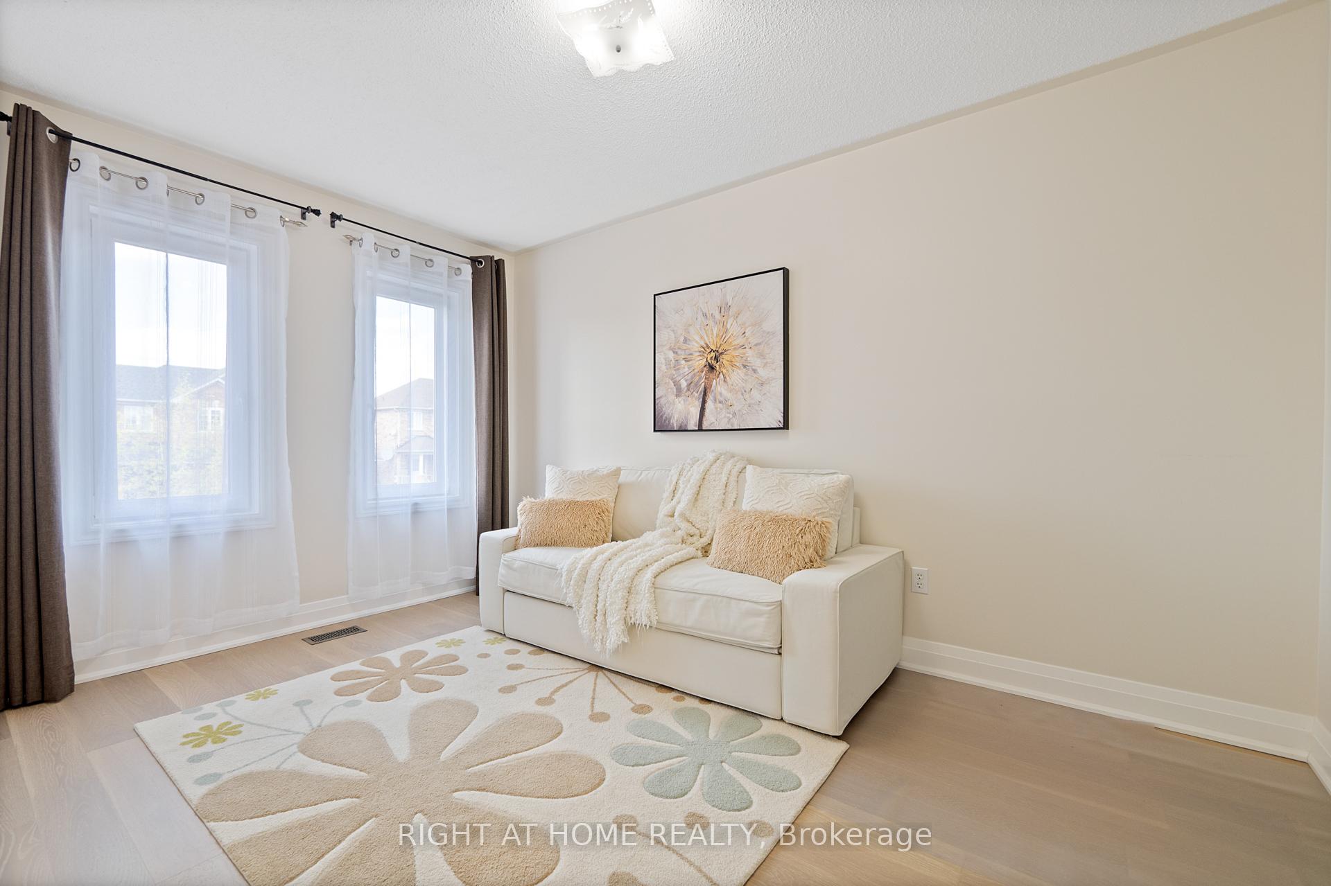 Photo 26 of 29 Neuchatel Avenue, Vaughan, Vellore Village — HOMEH