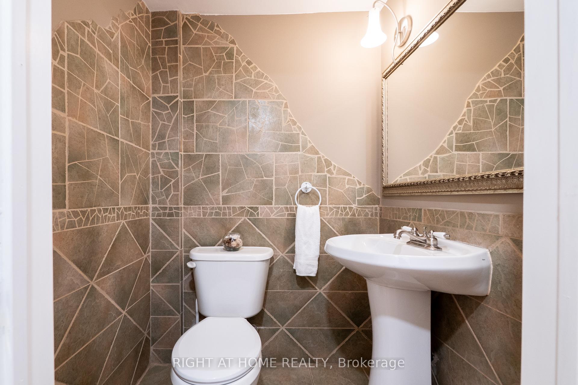 Photo 34 of 29 Neuchatel Avenue, Vaughan, Vellore Village — HOMEH