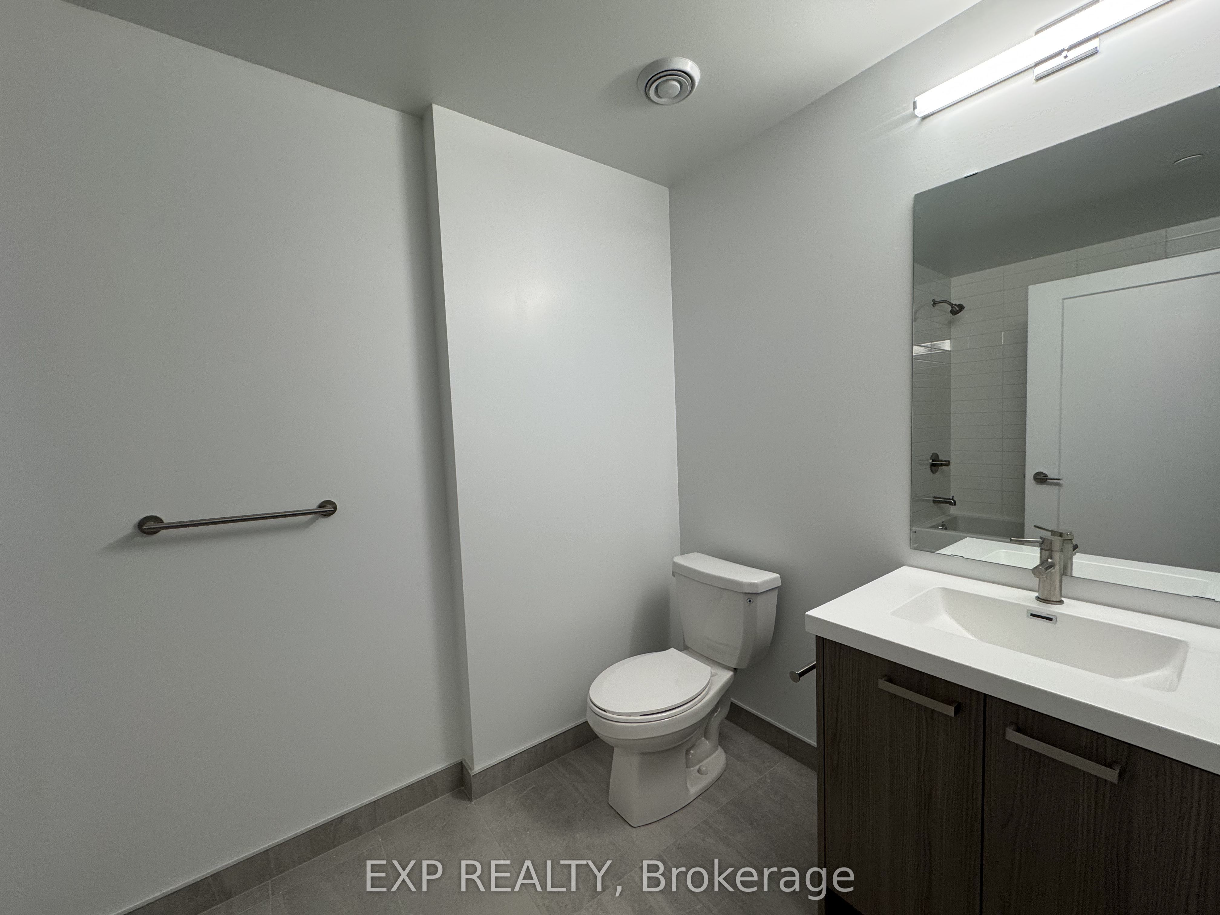 Photo 20 of Unit 3301, 20 Soudan Avenue, Toronto, Mount Pleasant West — HOMEH