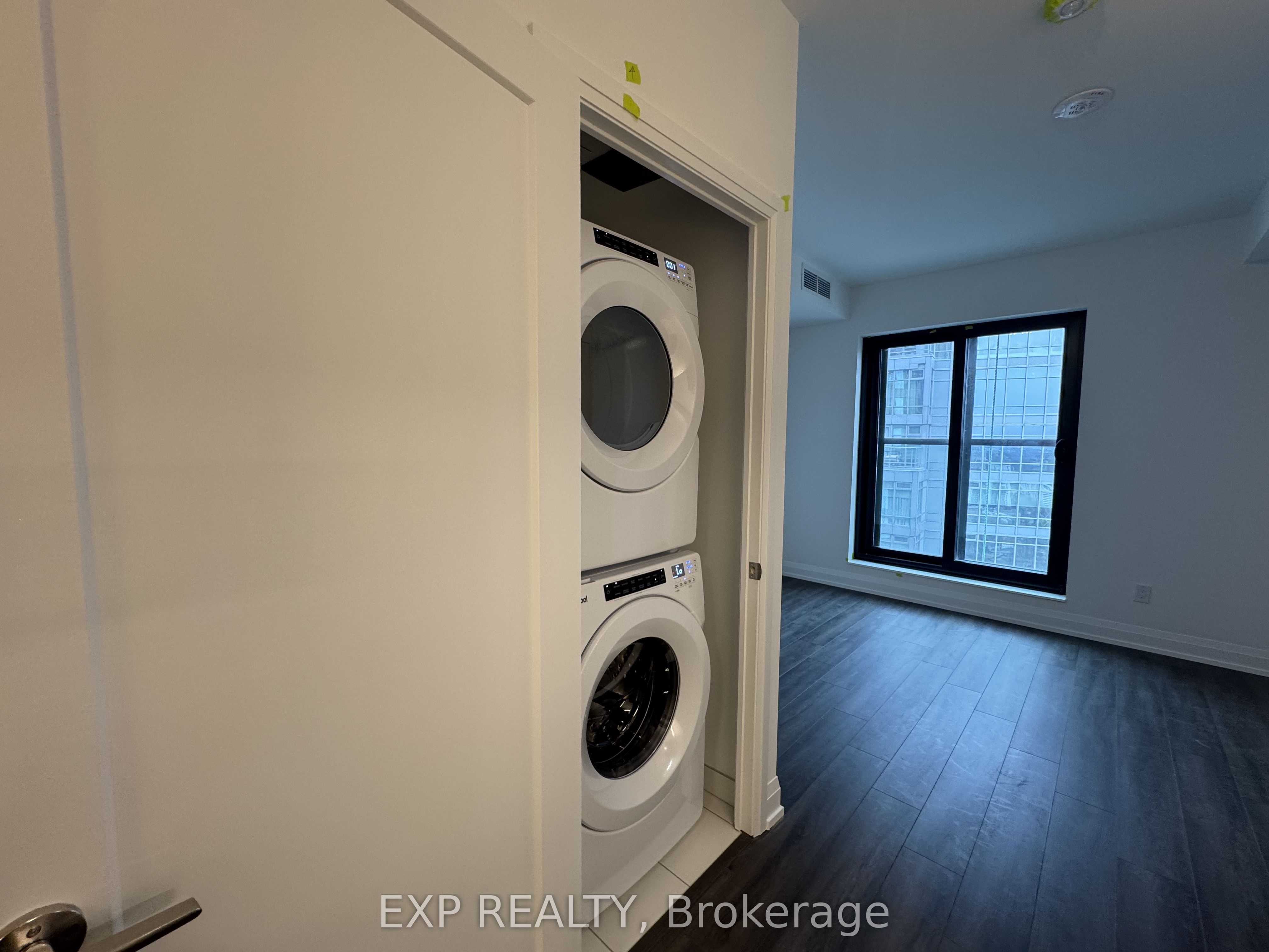 Photo 18 of Unit 3301, 20 Soudan Avenue, Toronto, Mount Pleasant West — HOMEH