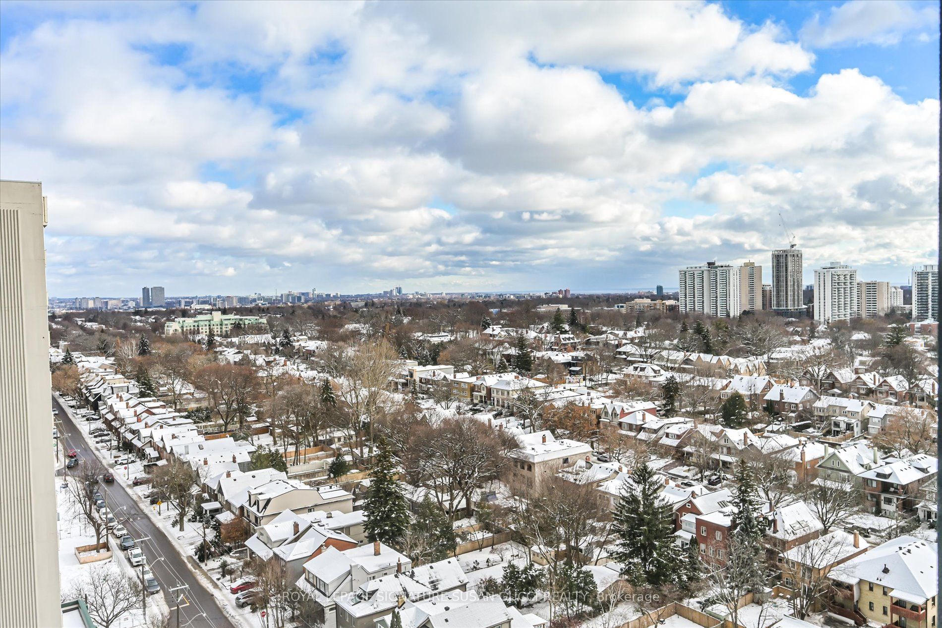 Photo 44 of Unit 1402, 20 Soudan Avenue, Toronto, Mount Pleasant West — HOMEH
