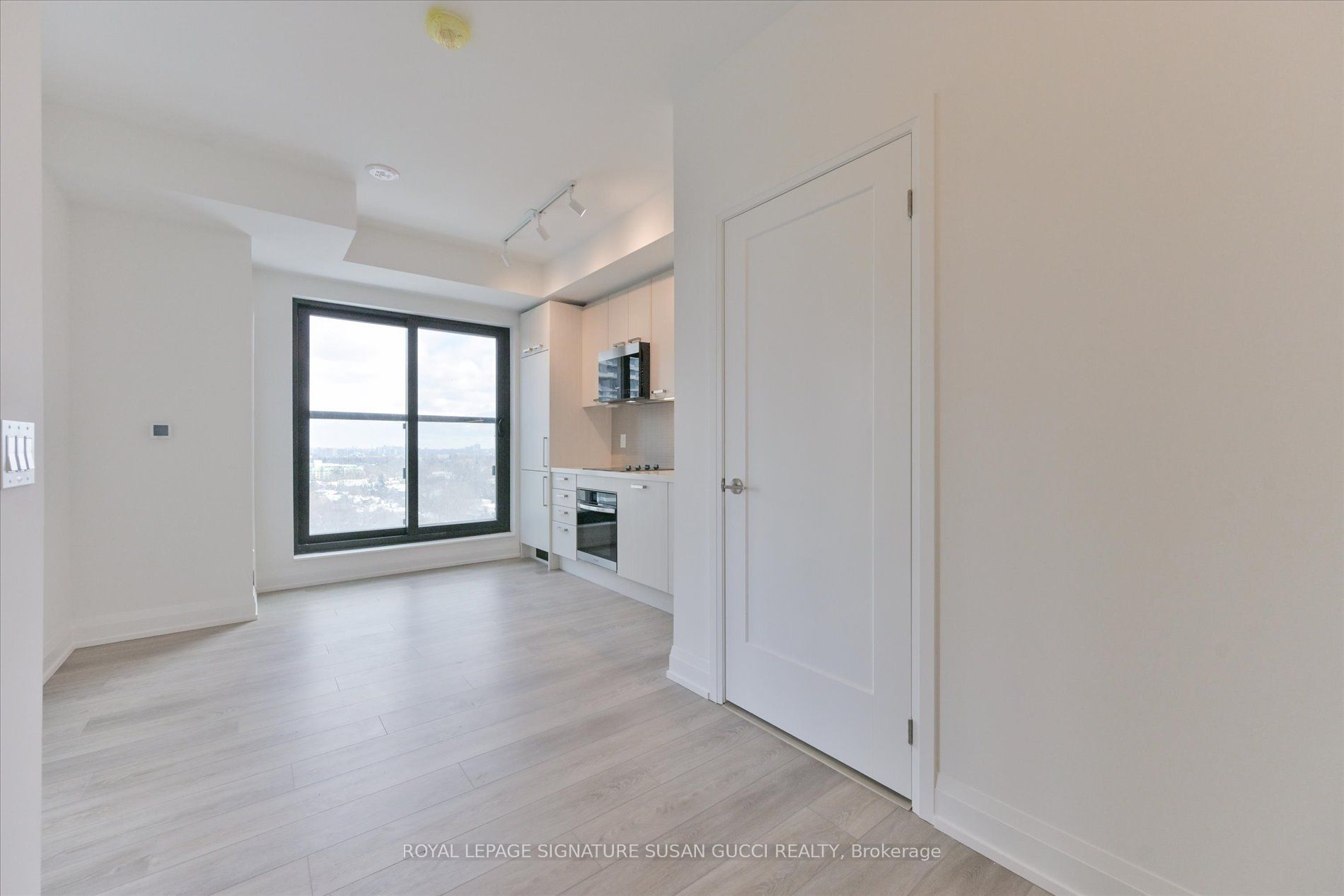 Photo 31 of Unit 1402, 20 Soudan Avenue, Toronto, Mount Pleasant West — HOMEH