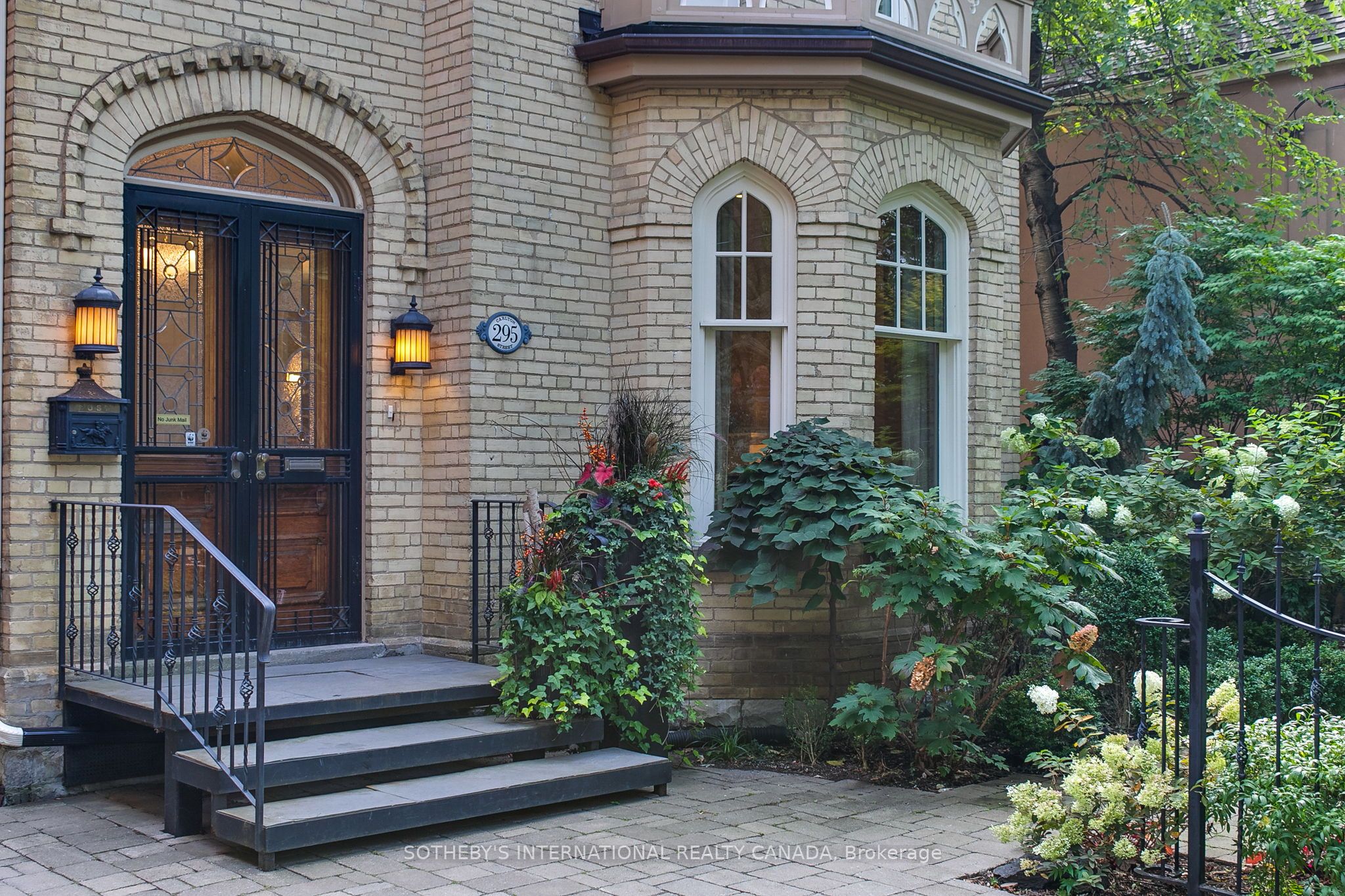 Photo 54 of 295 Carlton Street, Toronto, Cabbagetown-South St. James Town — HOMEH