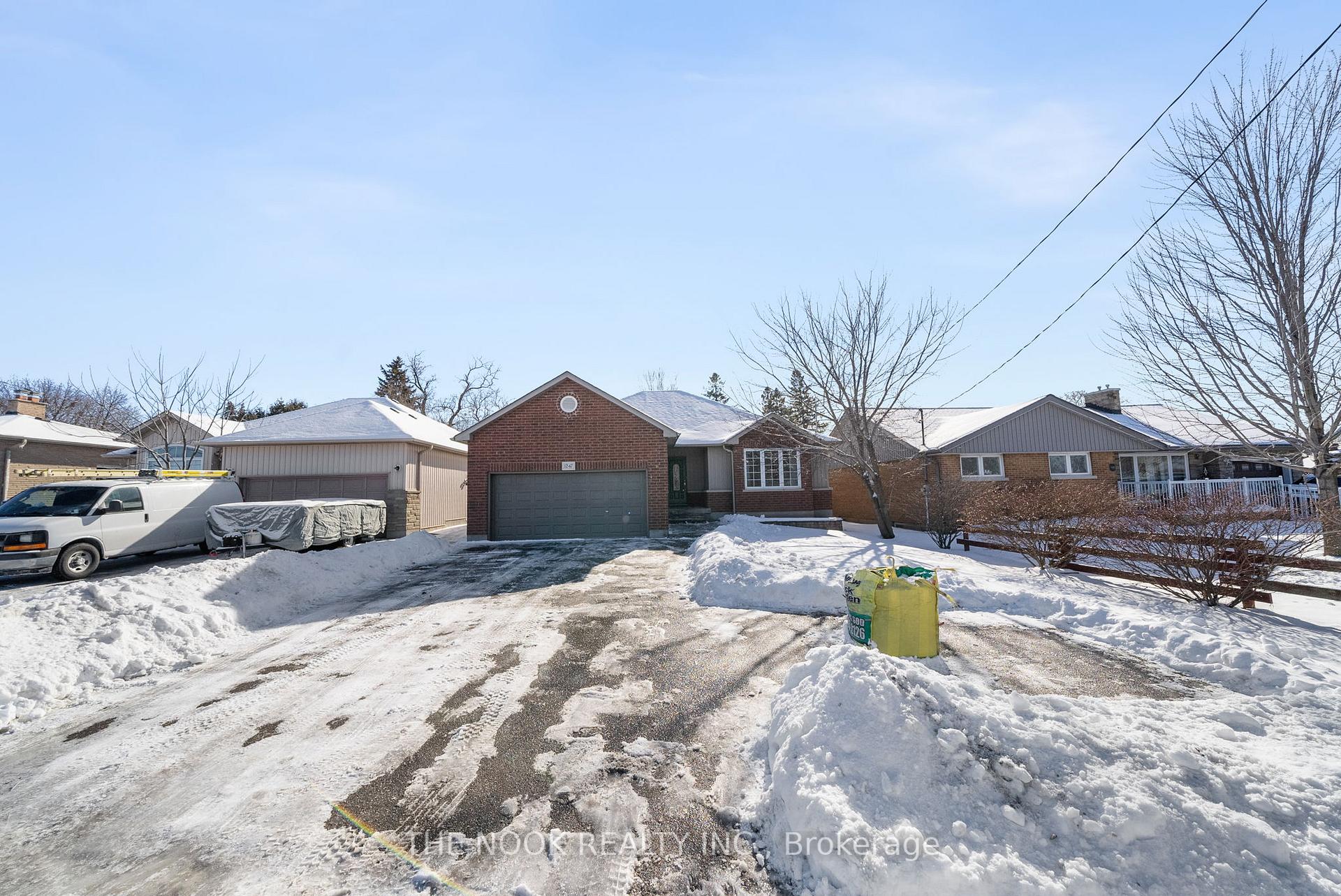 Photo 41 of 1247 King Street E, Oshawa, Donevan — HOMEH