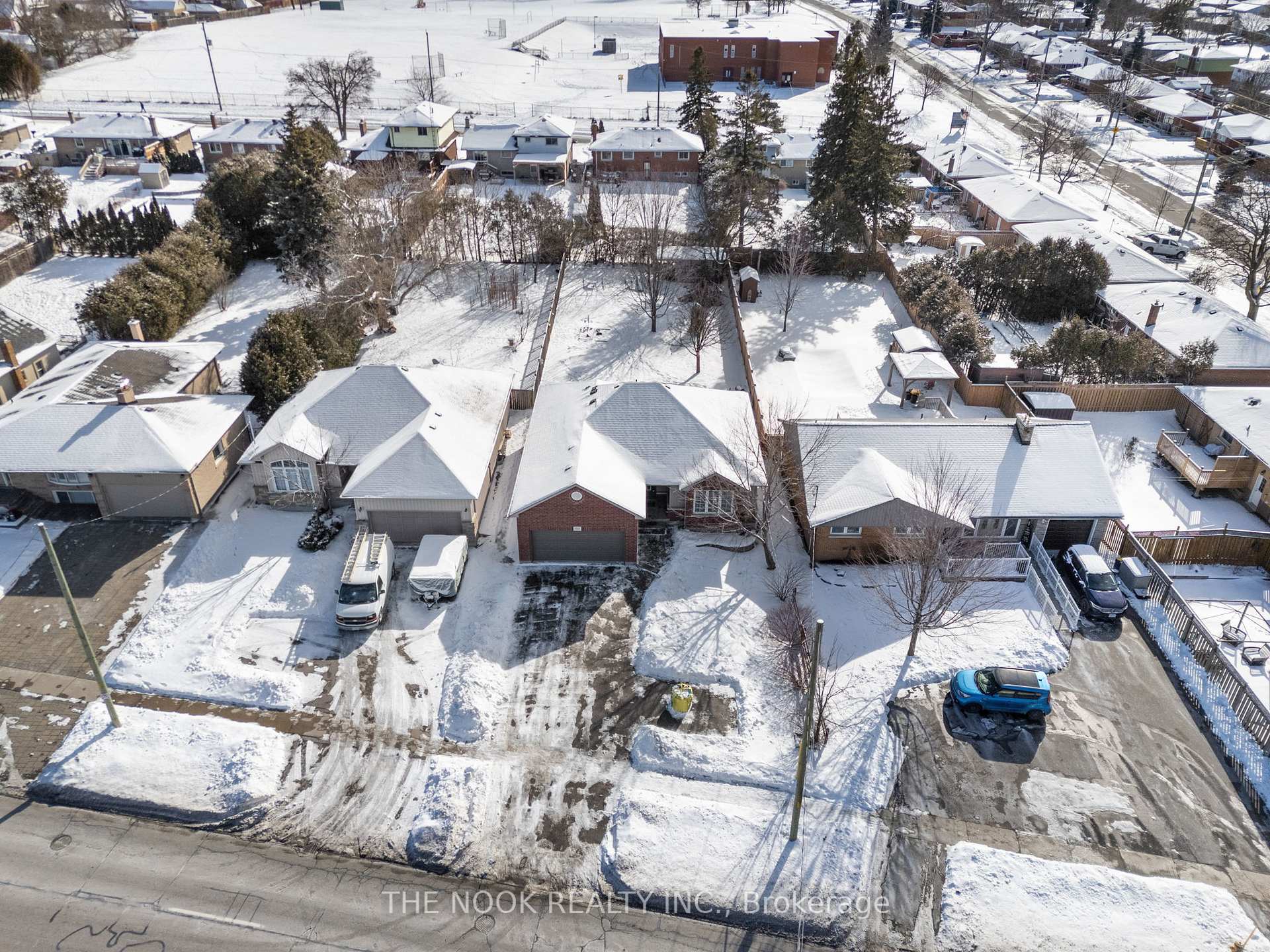 Photo 42 of 1247 King Street E, Oshawa, Donevan — HOMEH