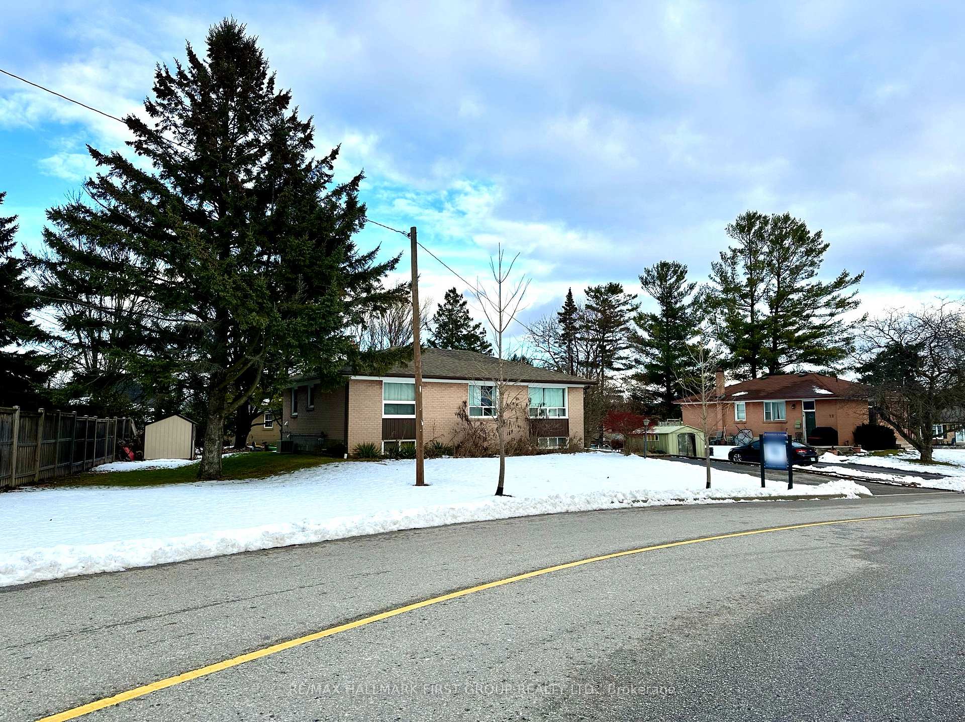 Photo 10 of 10 Heber Down Crescent, Whitby, Brooklin — HOMEH