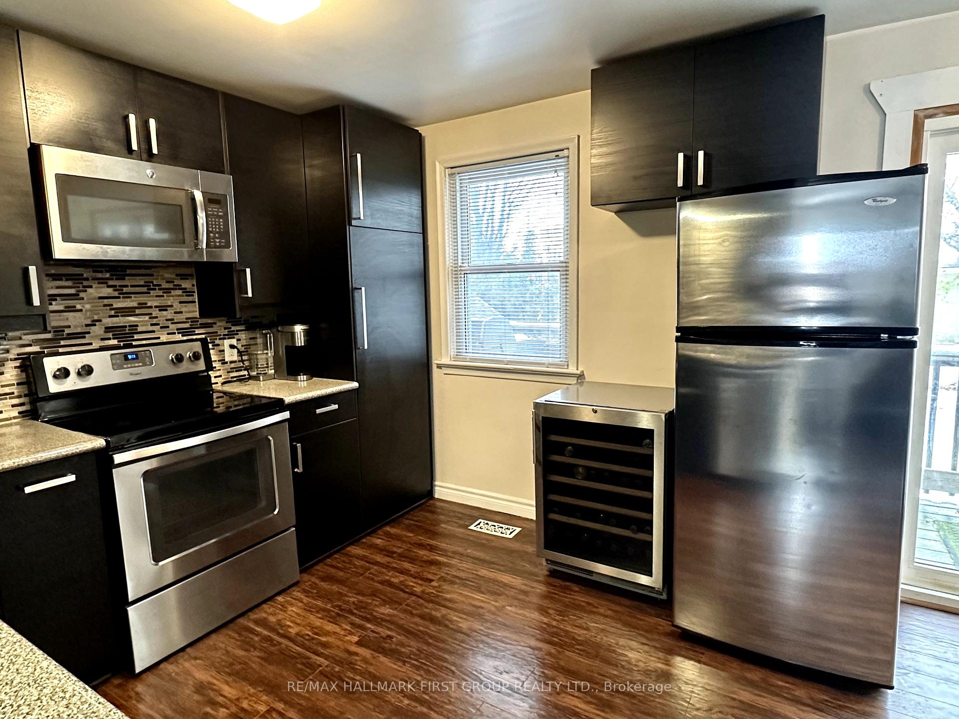 Photo 14 of 10 Heber Down Crescent, Whitby, Brooklin — HOMEH
