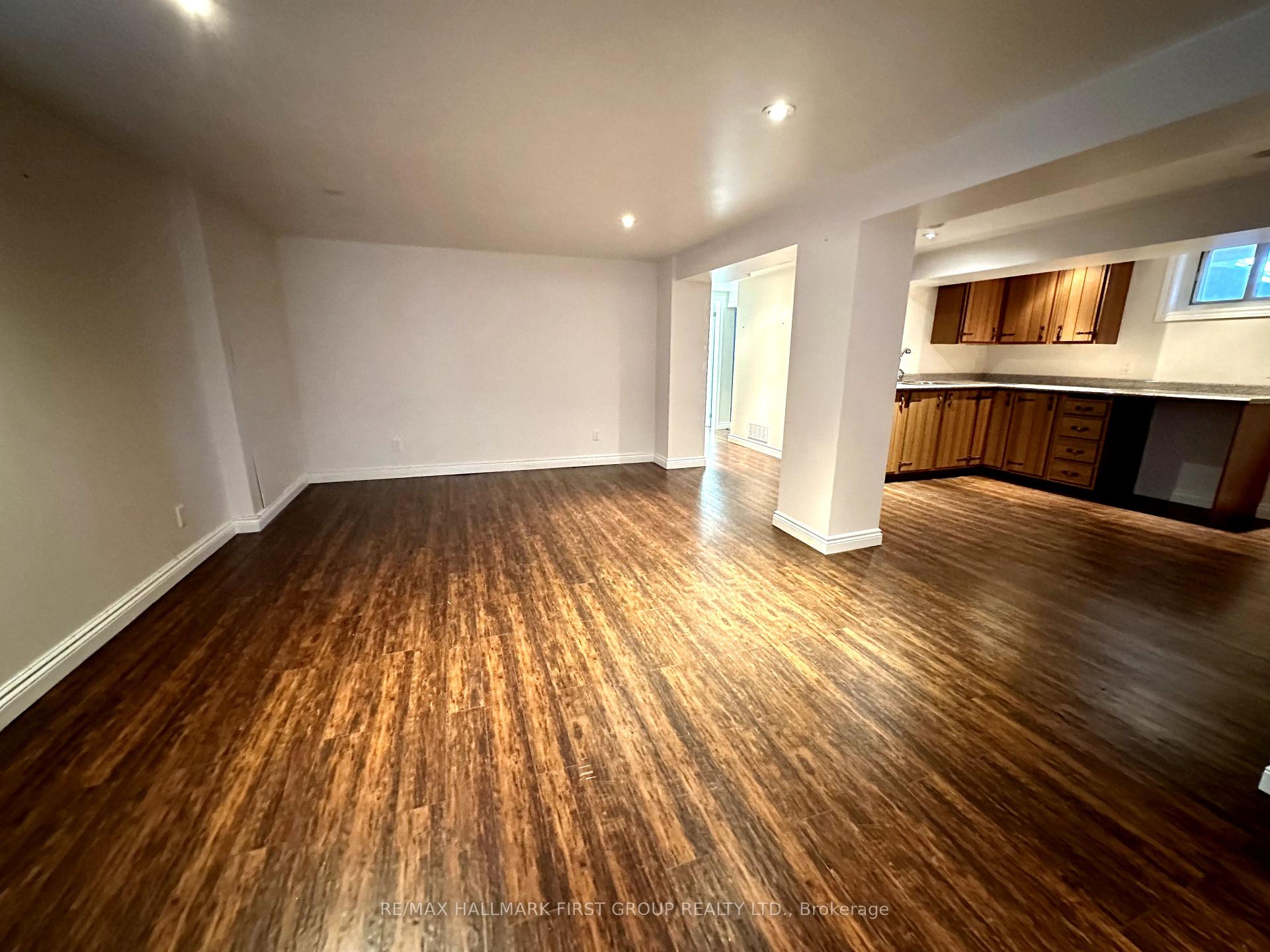Photo 21 of 10 Heber Down Crescent, Whitby, Brooklin — HOMEH