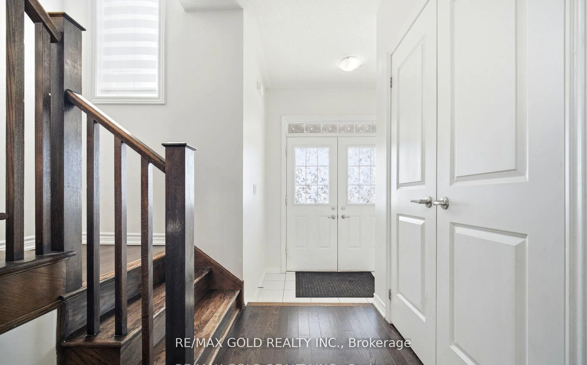 Photo 7 of 15 Hines Street, Brampton, Northwest Brampton — HOMEH
