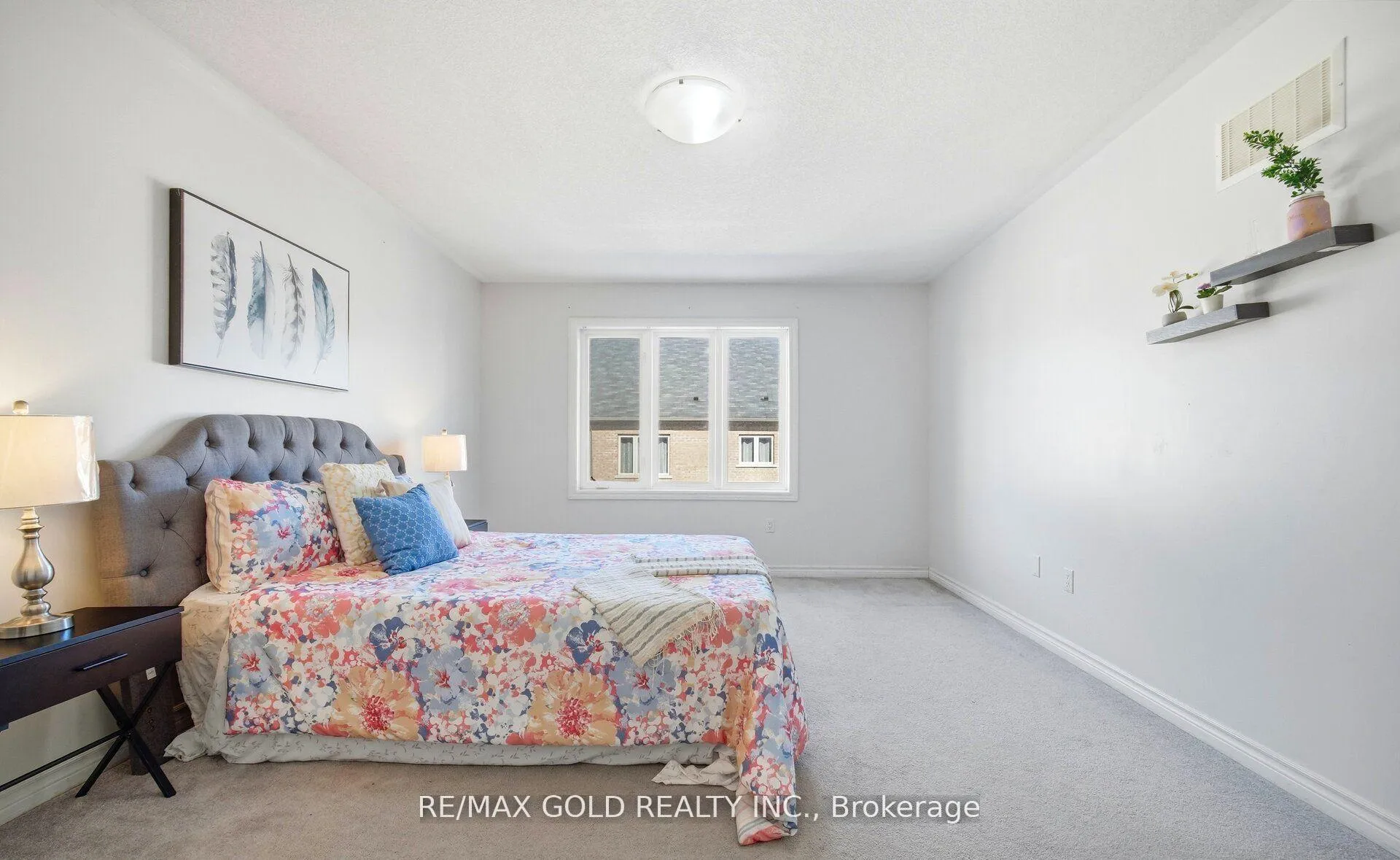 Photo 32 of 15 Hines Street, Brampton, Northwest Brampton — HOMEH