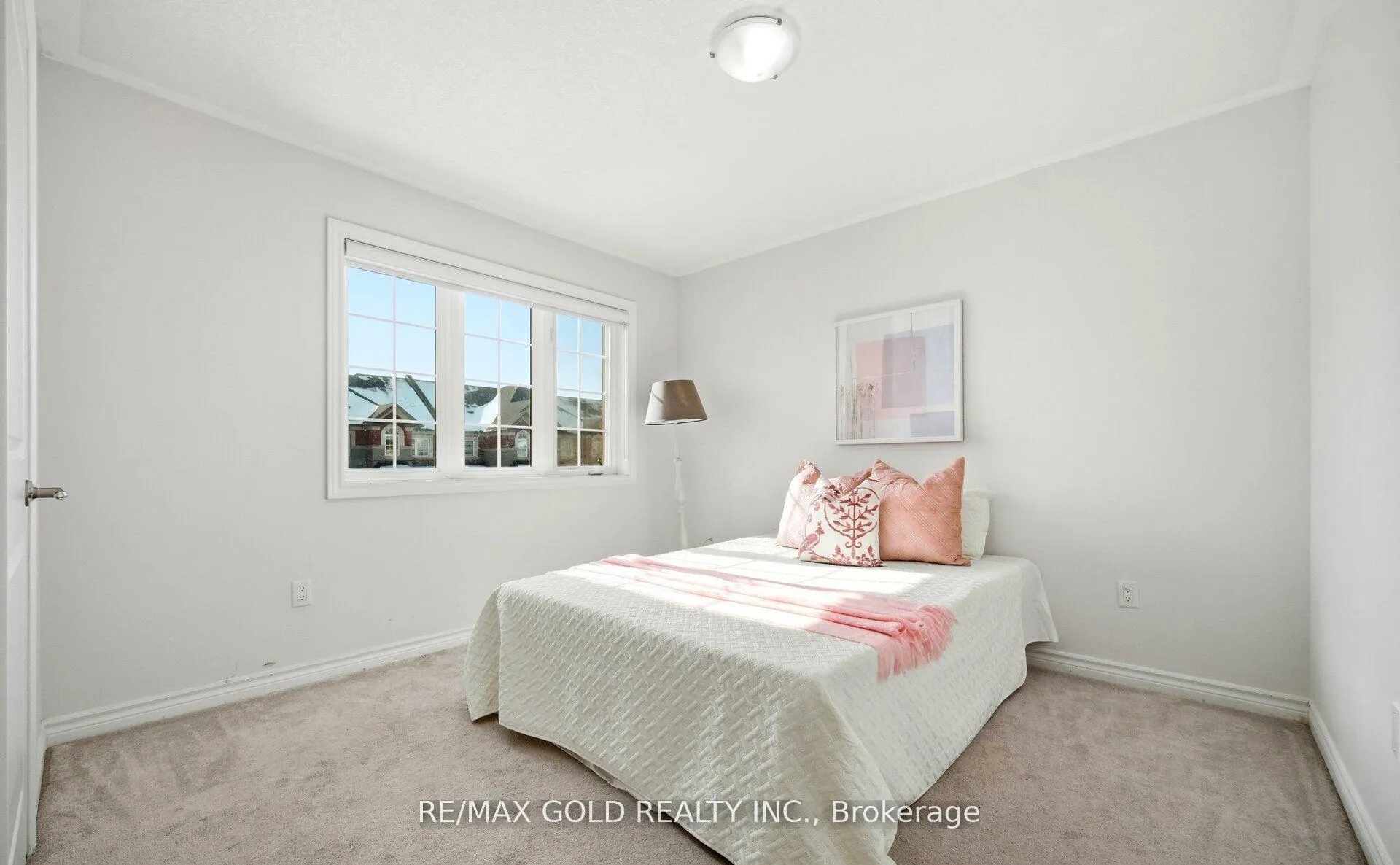 Photo 38 of 15 Hines Street, Brampton, Northwest Brampton — HOMEH