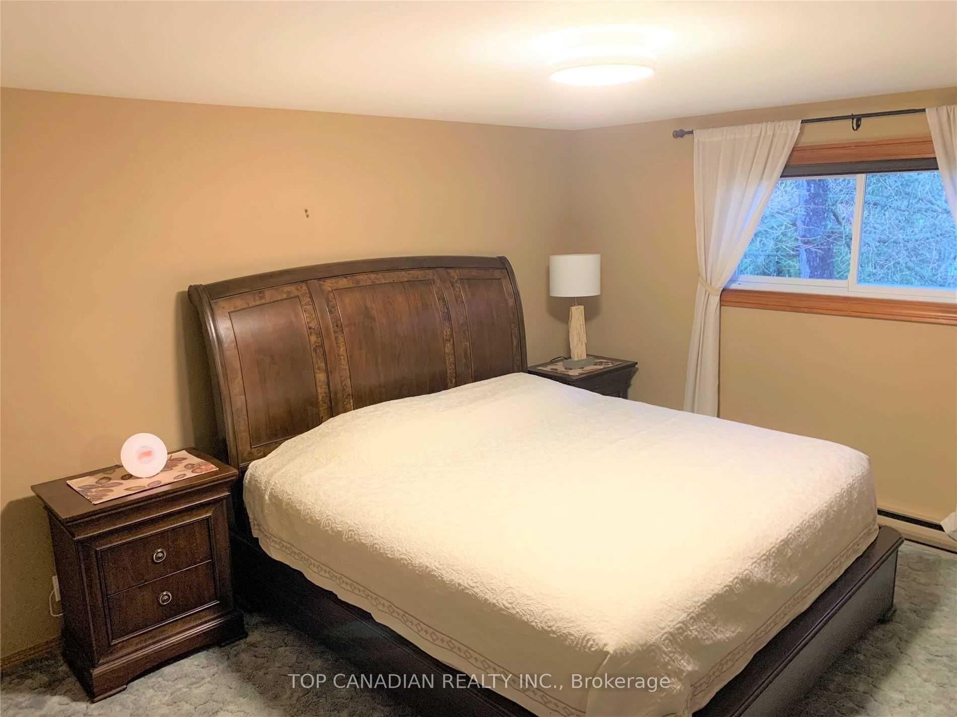 Photo 7 of 746 Ritson Road N, Oshawa, Centennial — HOMEH