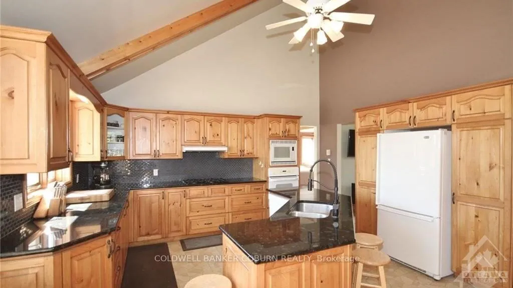 Photo 2 of 9601 Hall Road, Augusta, Augusta Twp — HOMEH