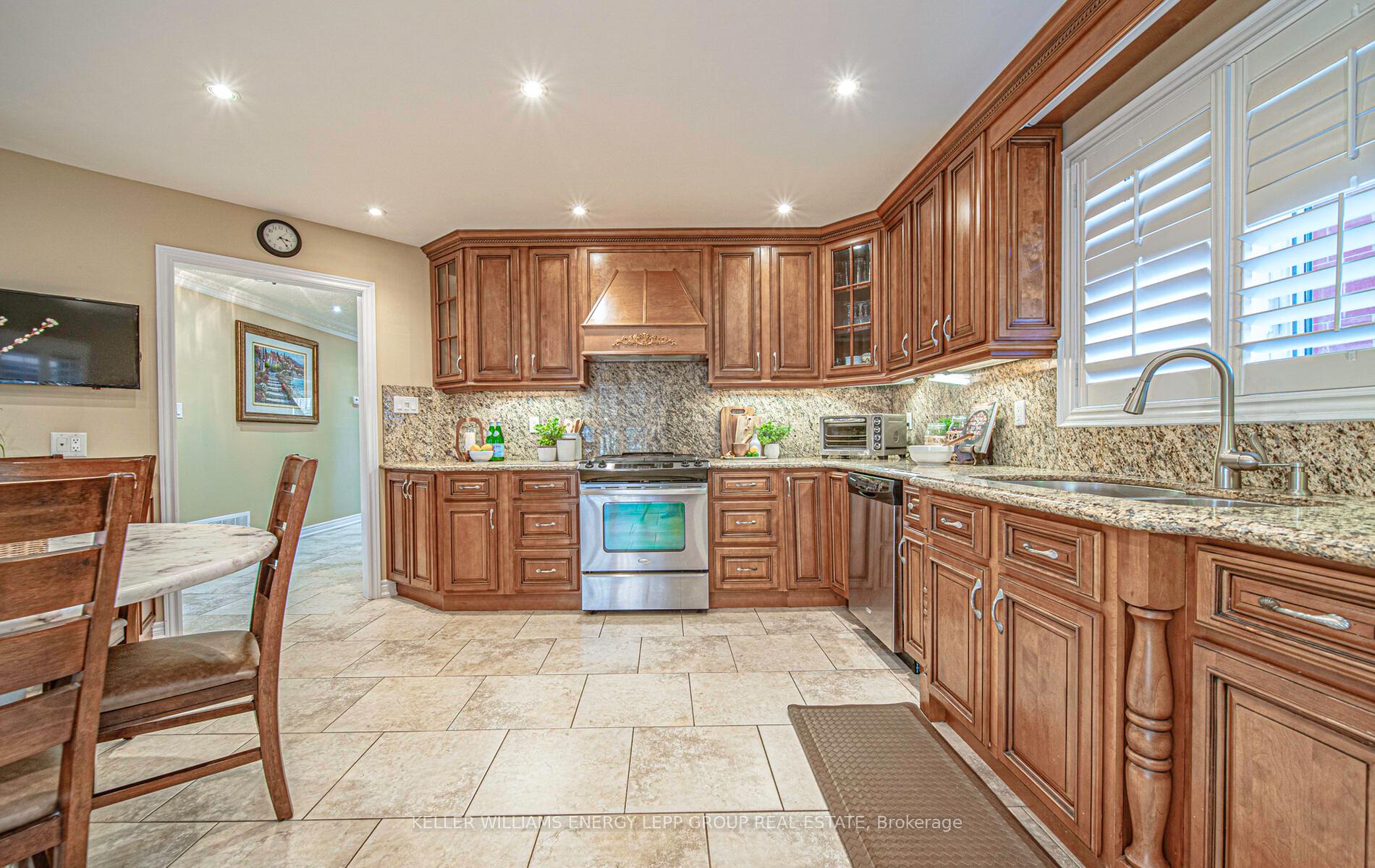 Photo 12 of 57 Patrick Drive, Whitby, Pringle Creek — HOMEH