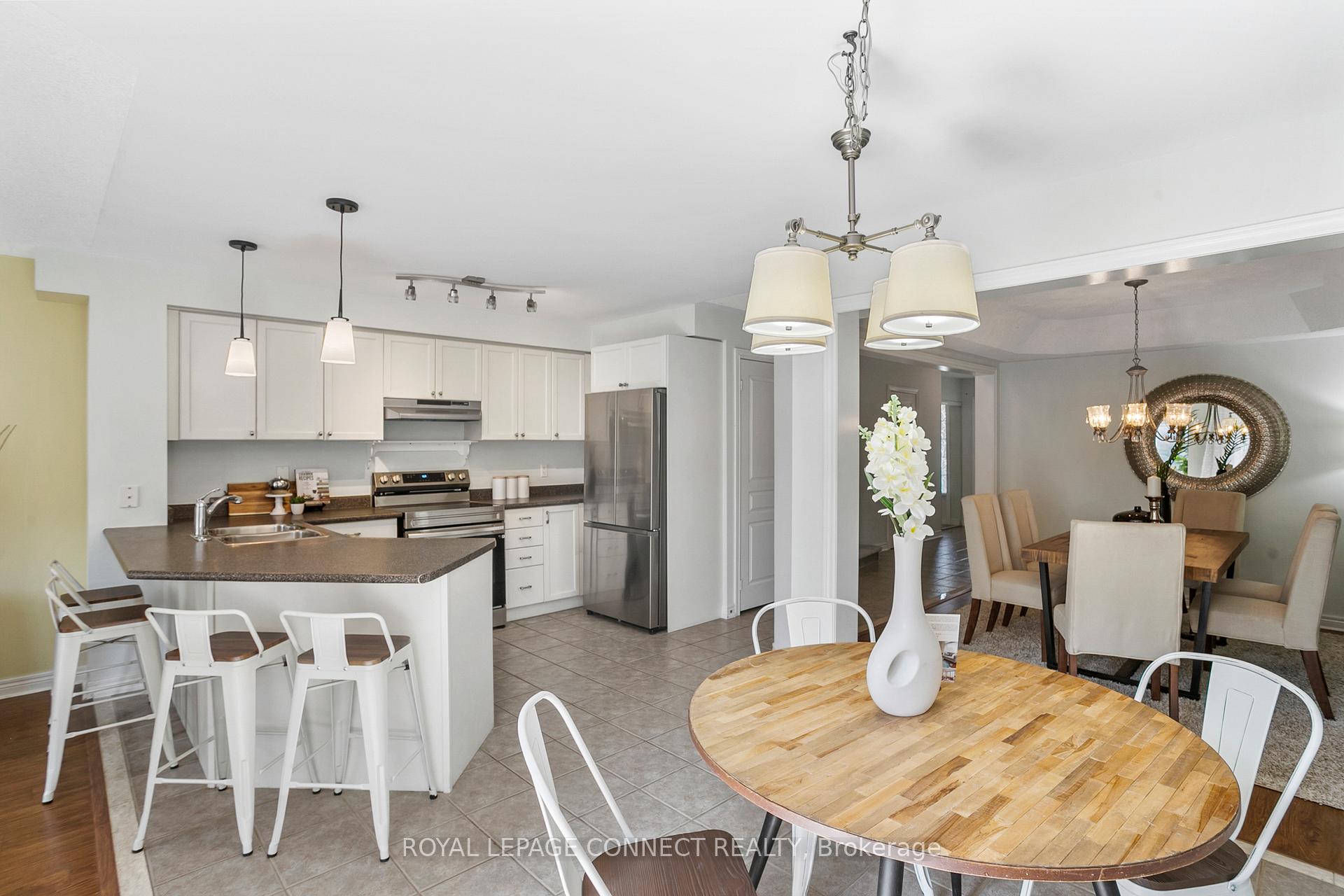 Photo 5 of 141 Whitefoot Crescent, Ajax, South East — HOMEH