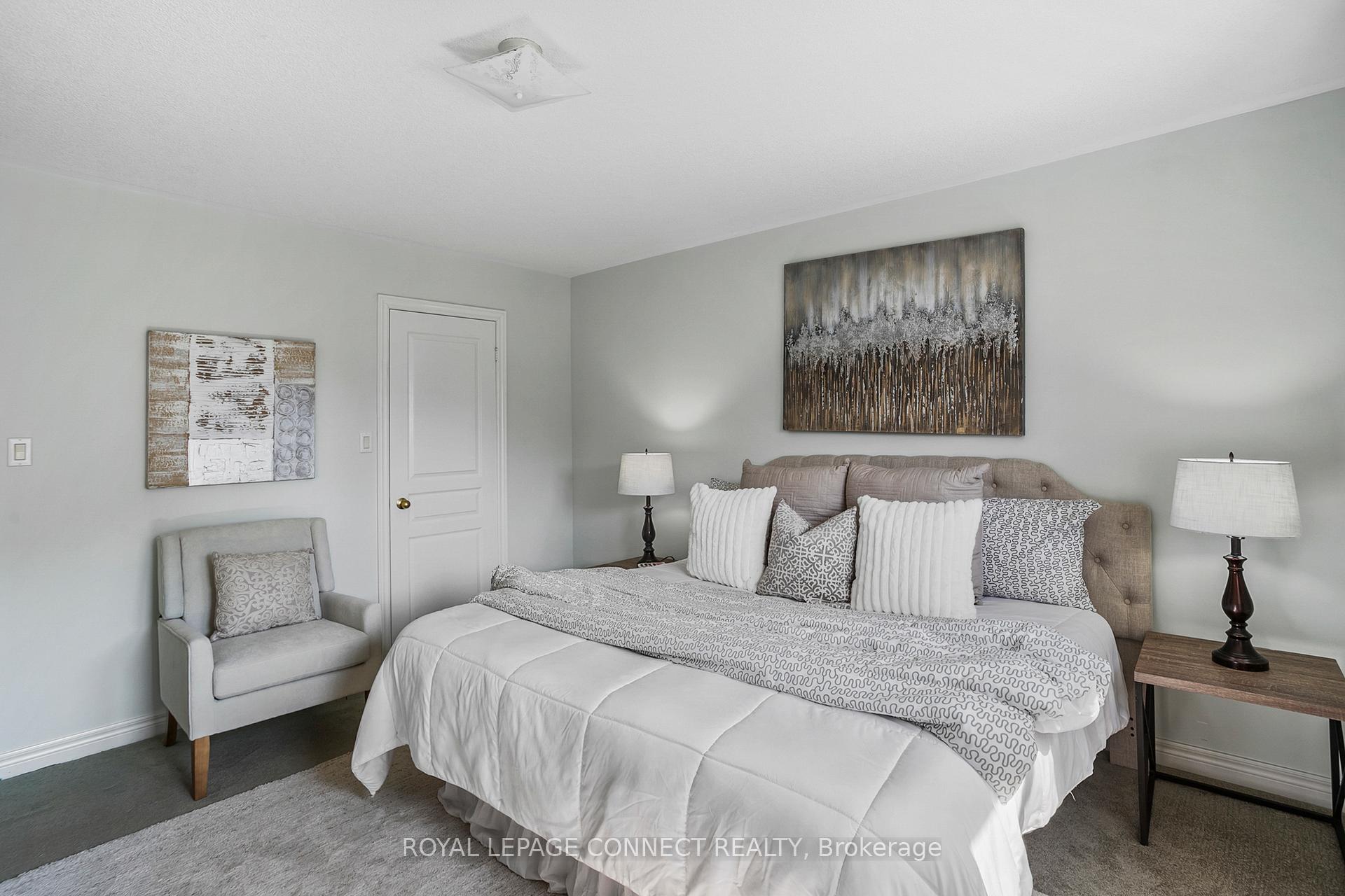 Photo 15 of 141 Whitefoot Crescent, Ajax, South East — HOMEH