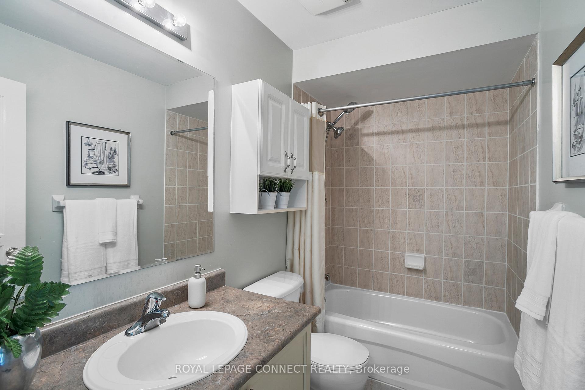 Photo 20 of 141 Whitefoot Crescent, Ajax, South East — HOMEH