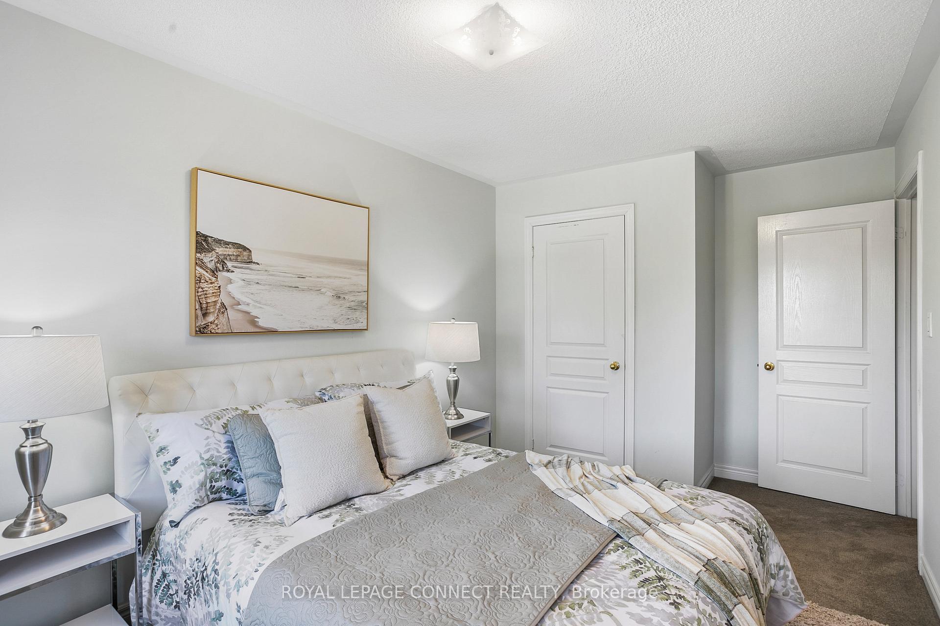 Photo 21 of 141 Whitefoot Crescent, Ajax, South East — HOMEH