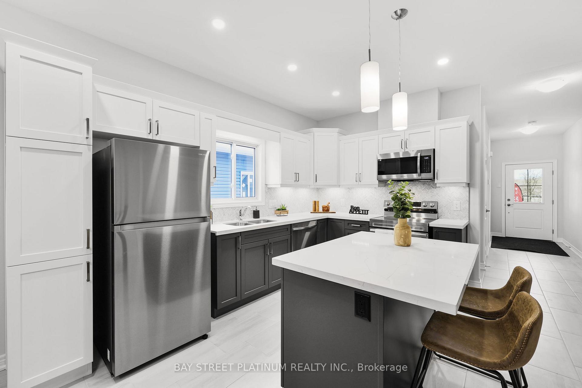 Photo 13 of 51 Wiley Trail, Welland, N. Welland — HOMEH