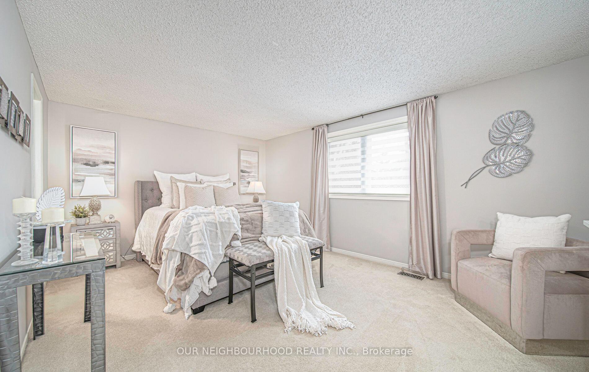 Photo 20 of 27 Morning Glory Crescent, Whitby, Rolling Acres — HOMEH