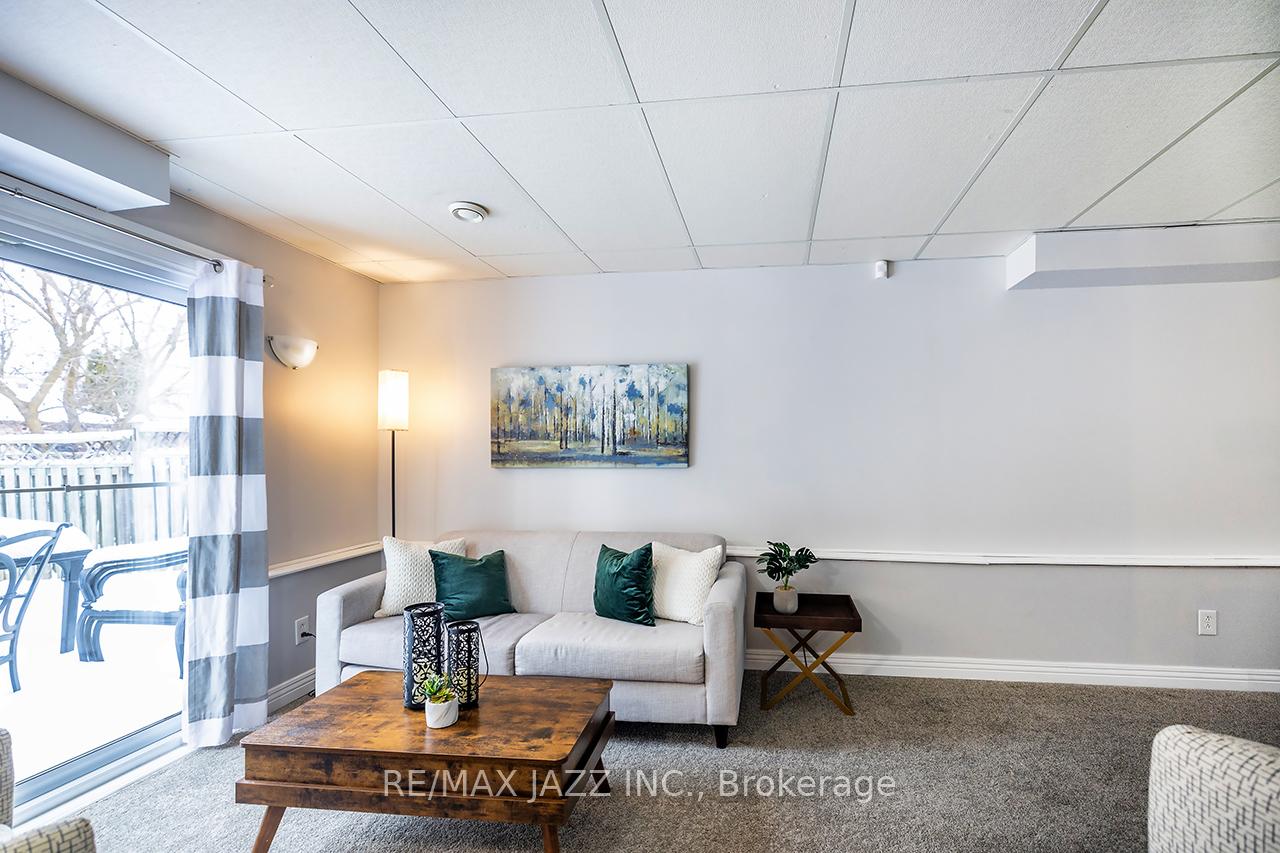 Photo 26 of 882 Attersley Drive, Oshawa, Pinecrest — HOMEH