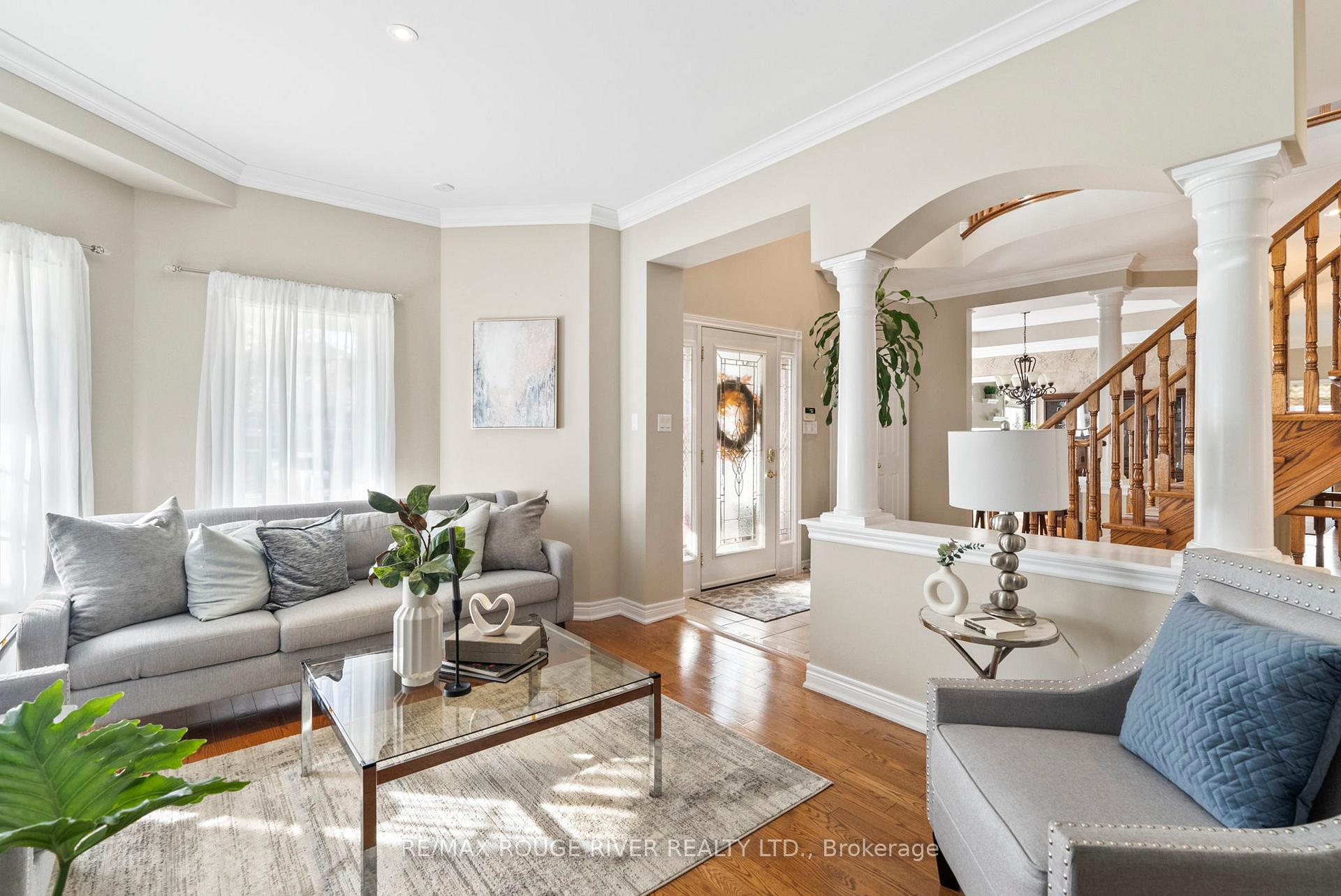 Photo 6 of 10 Sawyer Avenue, Whitby, Brooklin — HOMEH