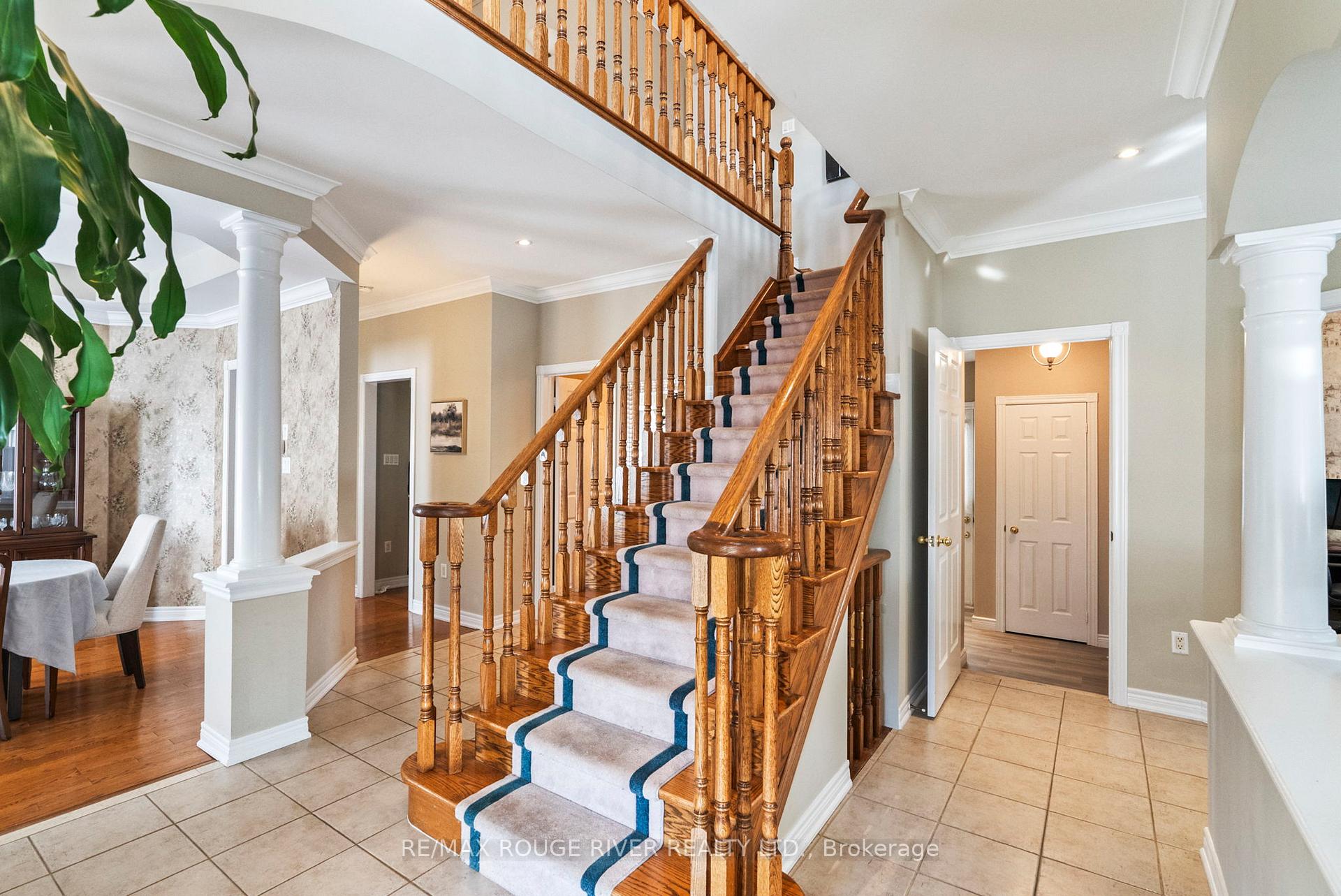 Photo 8 of 10 Sawyer Avenue, Whitby, Brooklin — HOMEH
