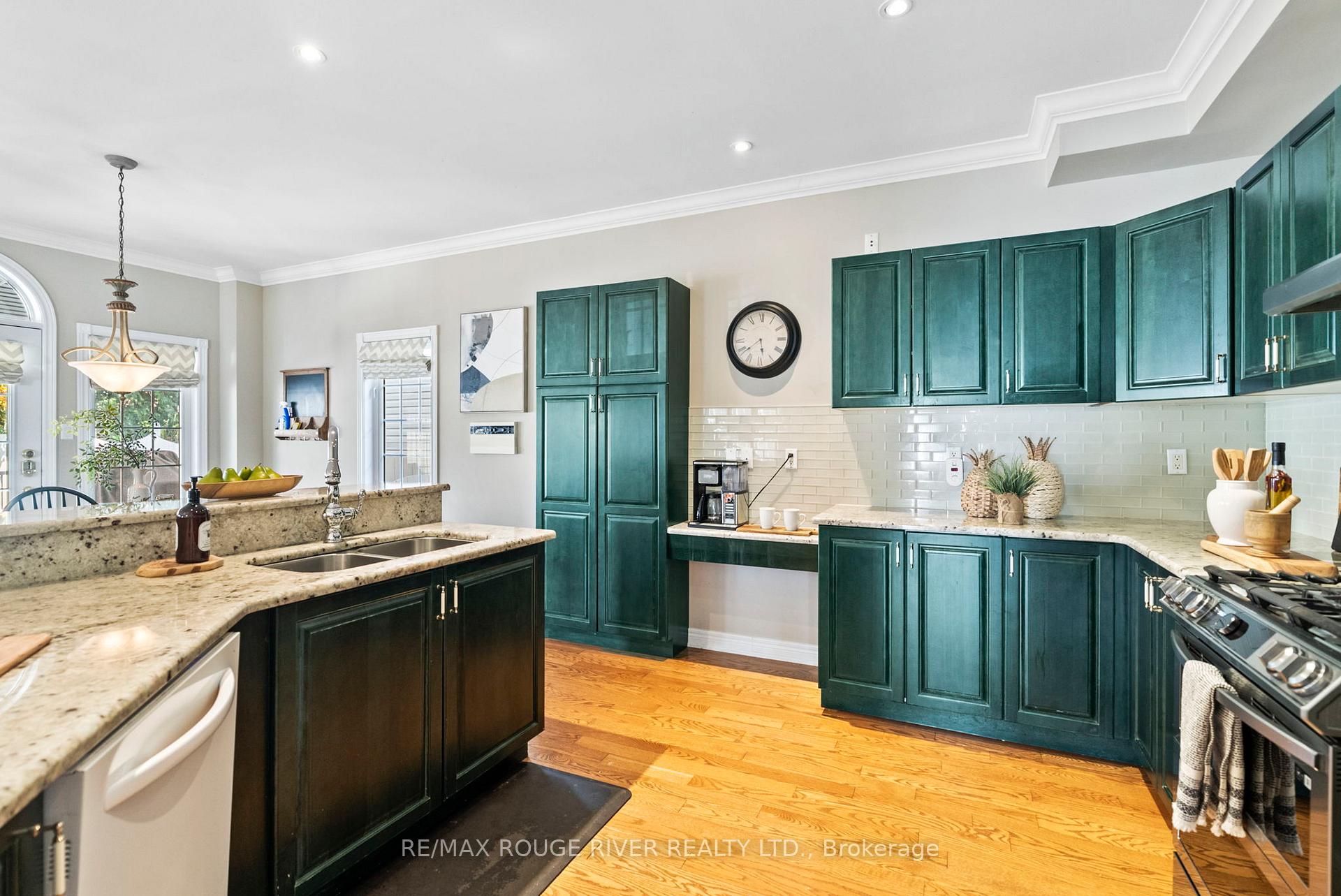 Photo 16 of 10 Sawyer Avenue, Whitby, Brooklin — HOMEH