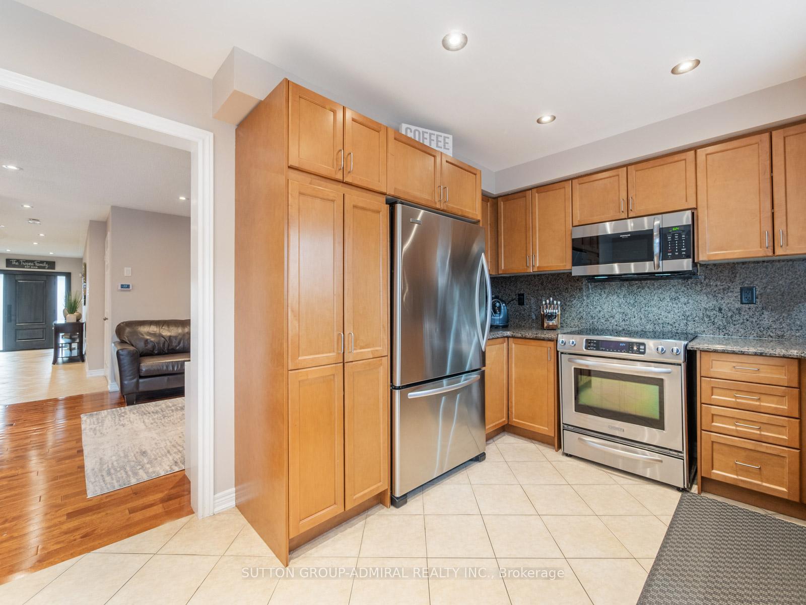 Photo 10 of 59 Orion Avenue, Vaughan, Vellore Village — HOMEH